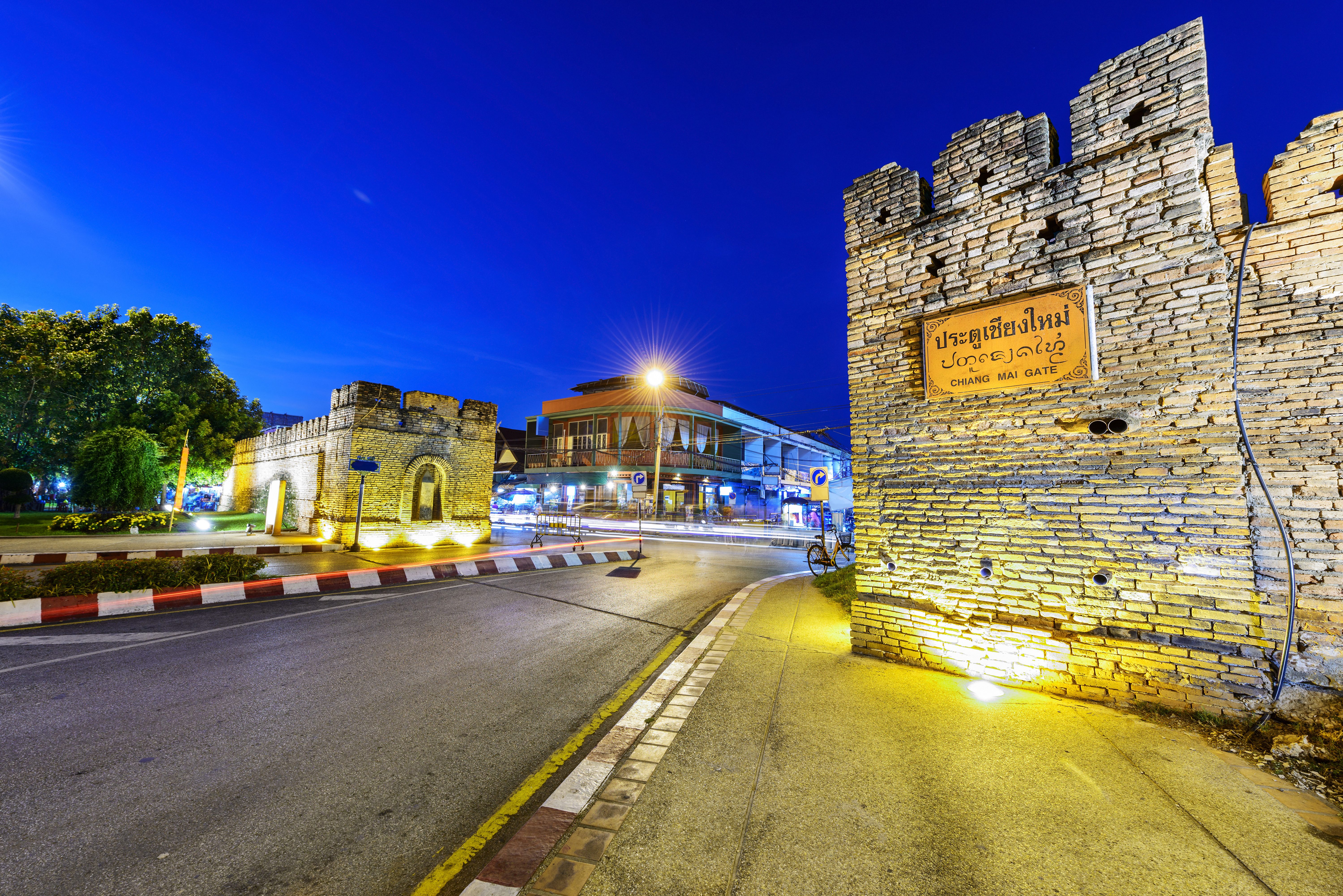 Toegang tot het oude centrum van Chiang Mai in Thailand