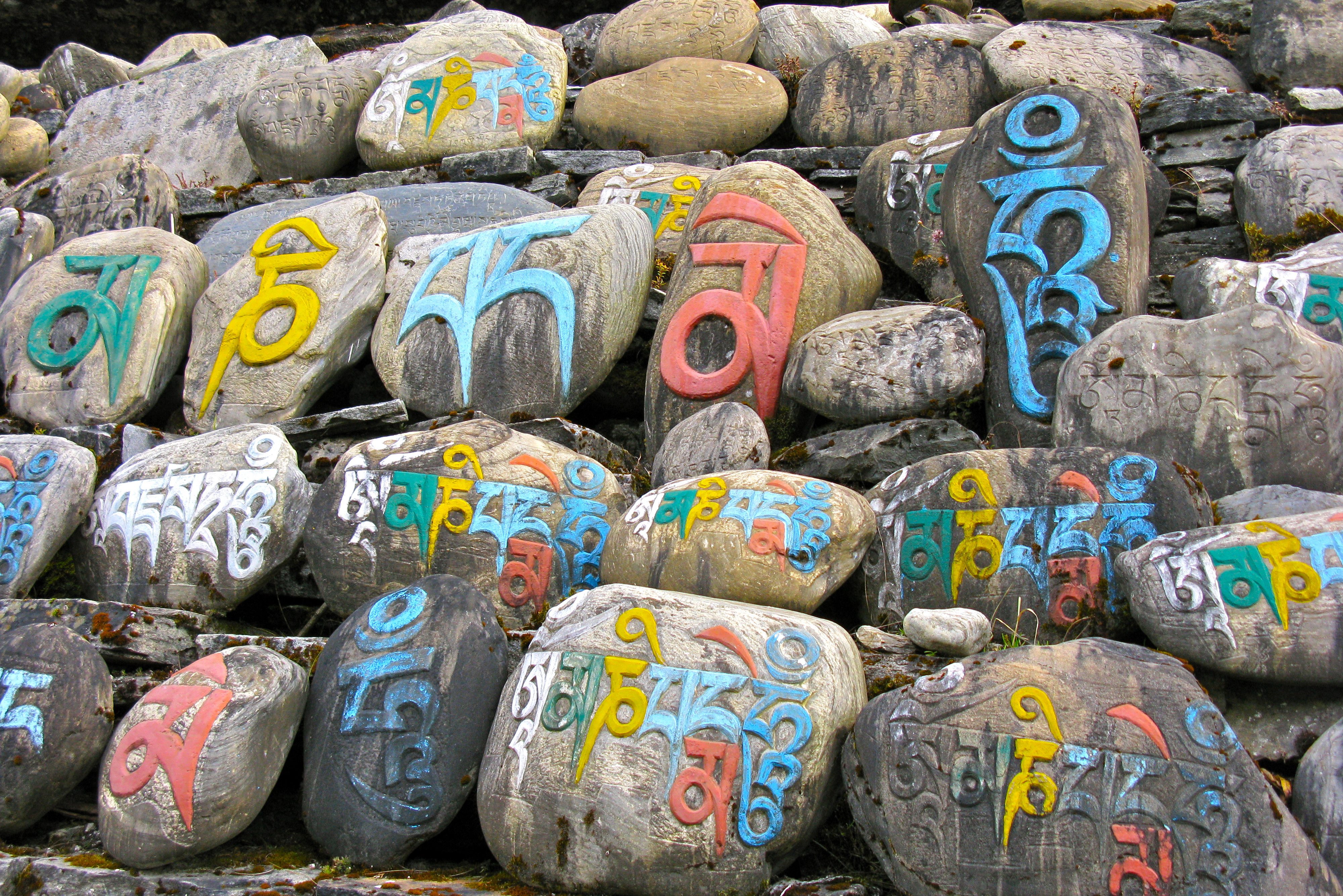 gebedstenen in tibet