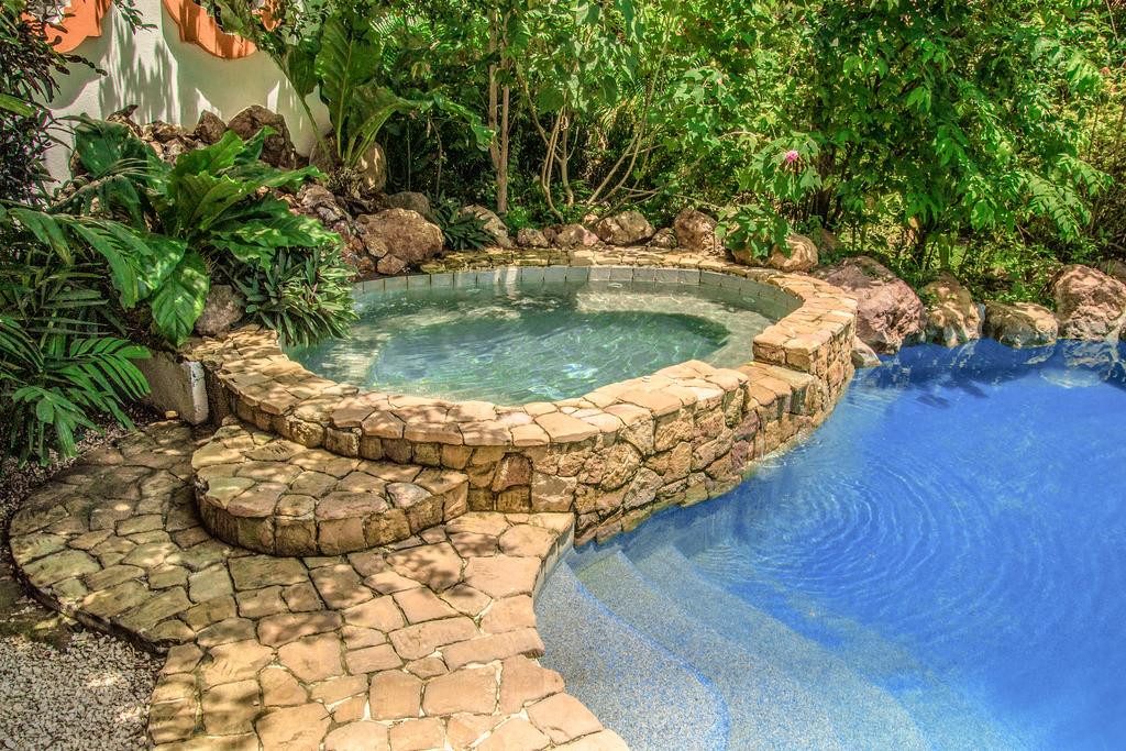 Zwembad Villas Kalimba in Samara in Costa Rica