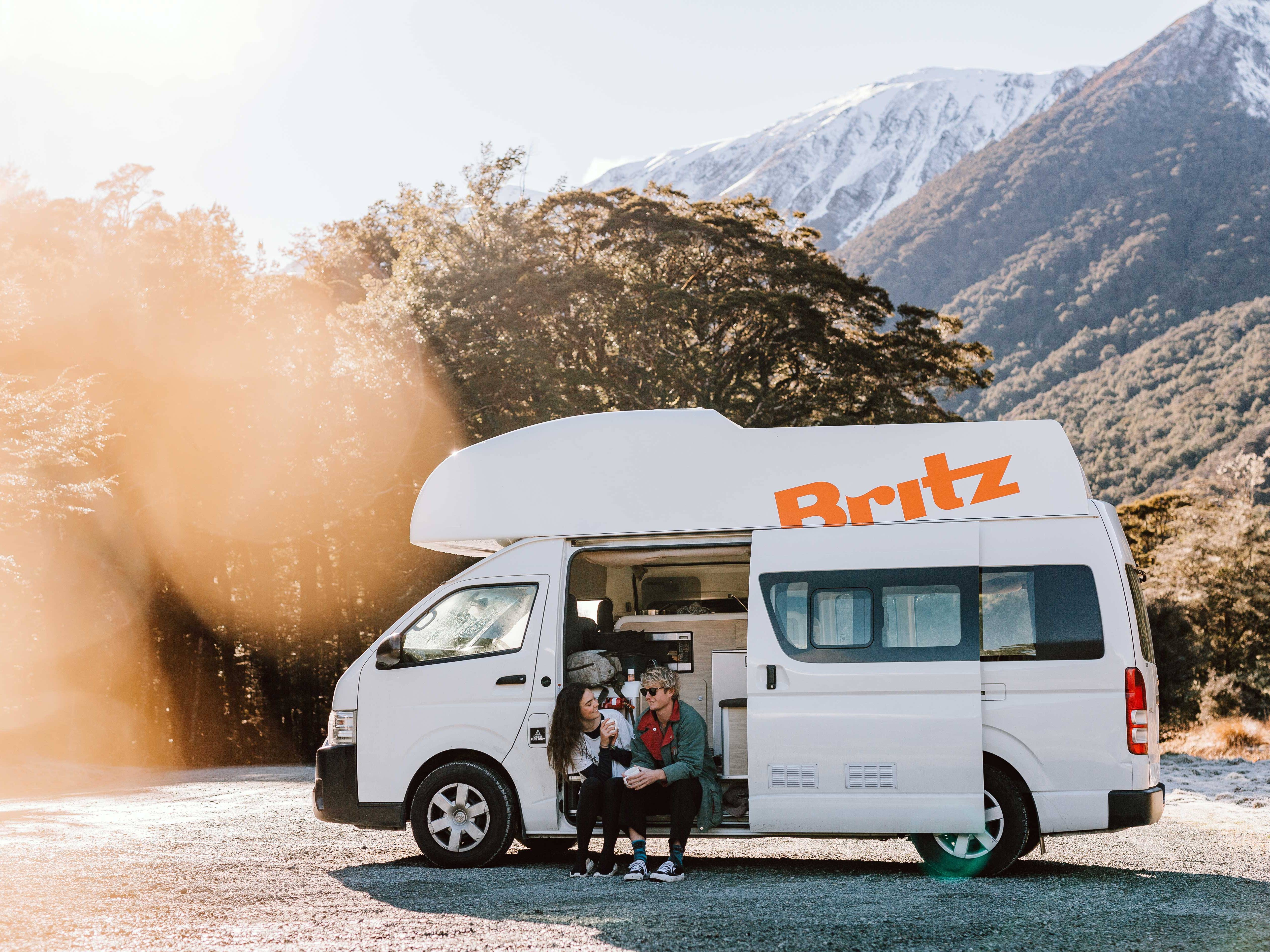 Pauze houden met de Voyager camper van Britz in Nieuw-Zeeland