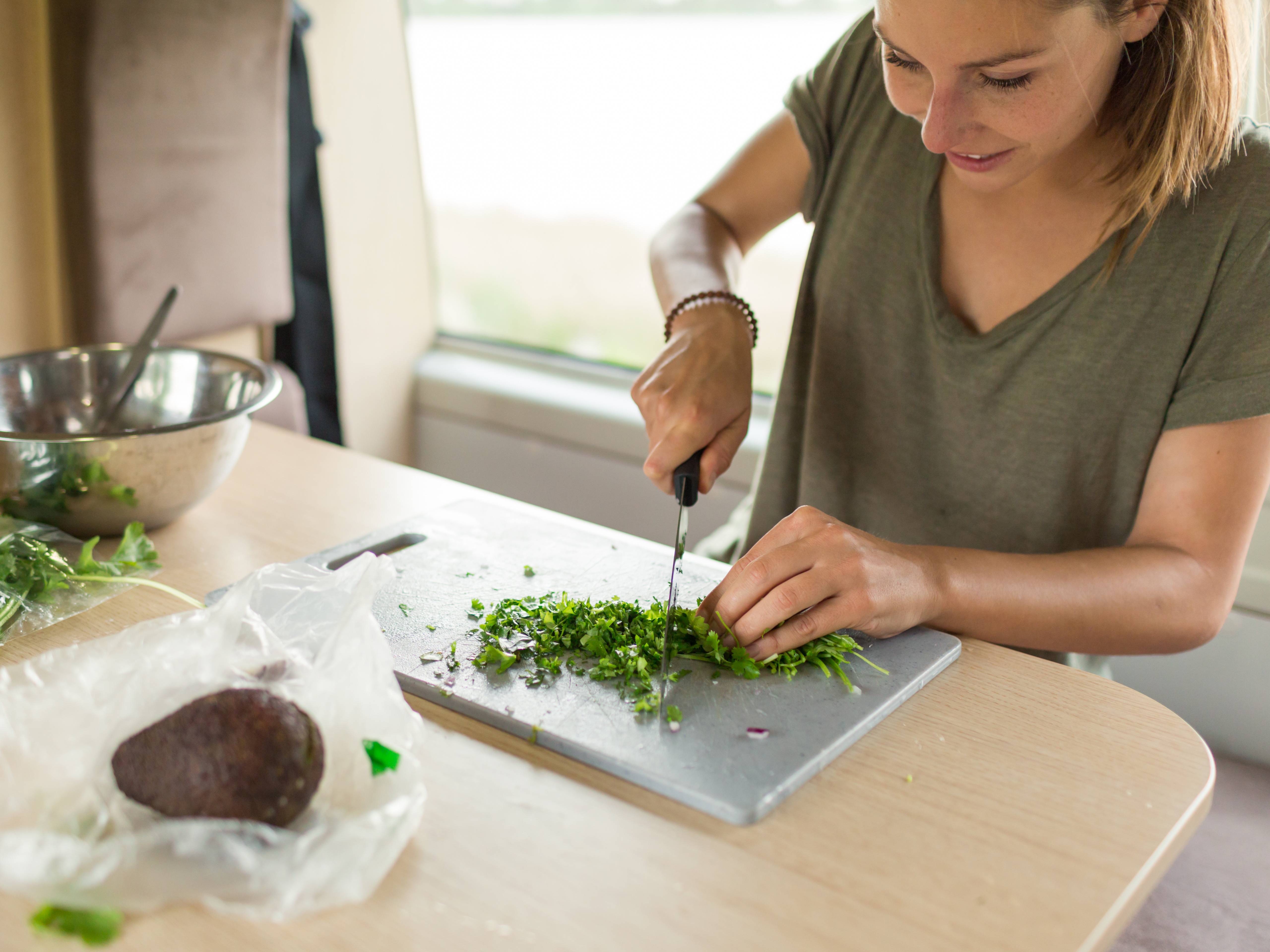 Dinette in de Voyager camper van Britz in Nieuw-Zeeland