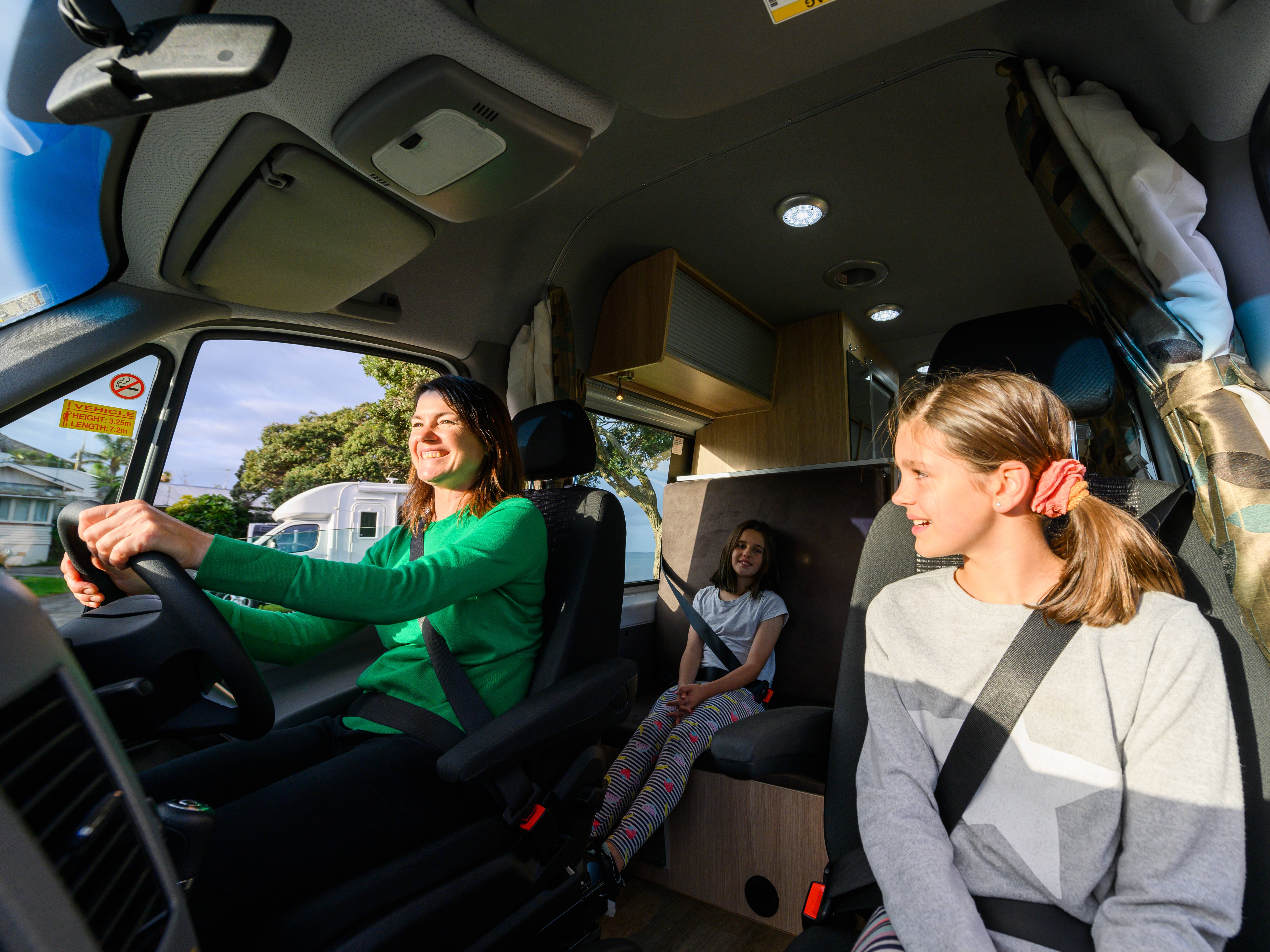 Bestuurderscabine in de Venturer Plus camper van Britz in Nieuw-Zeeland