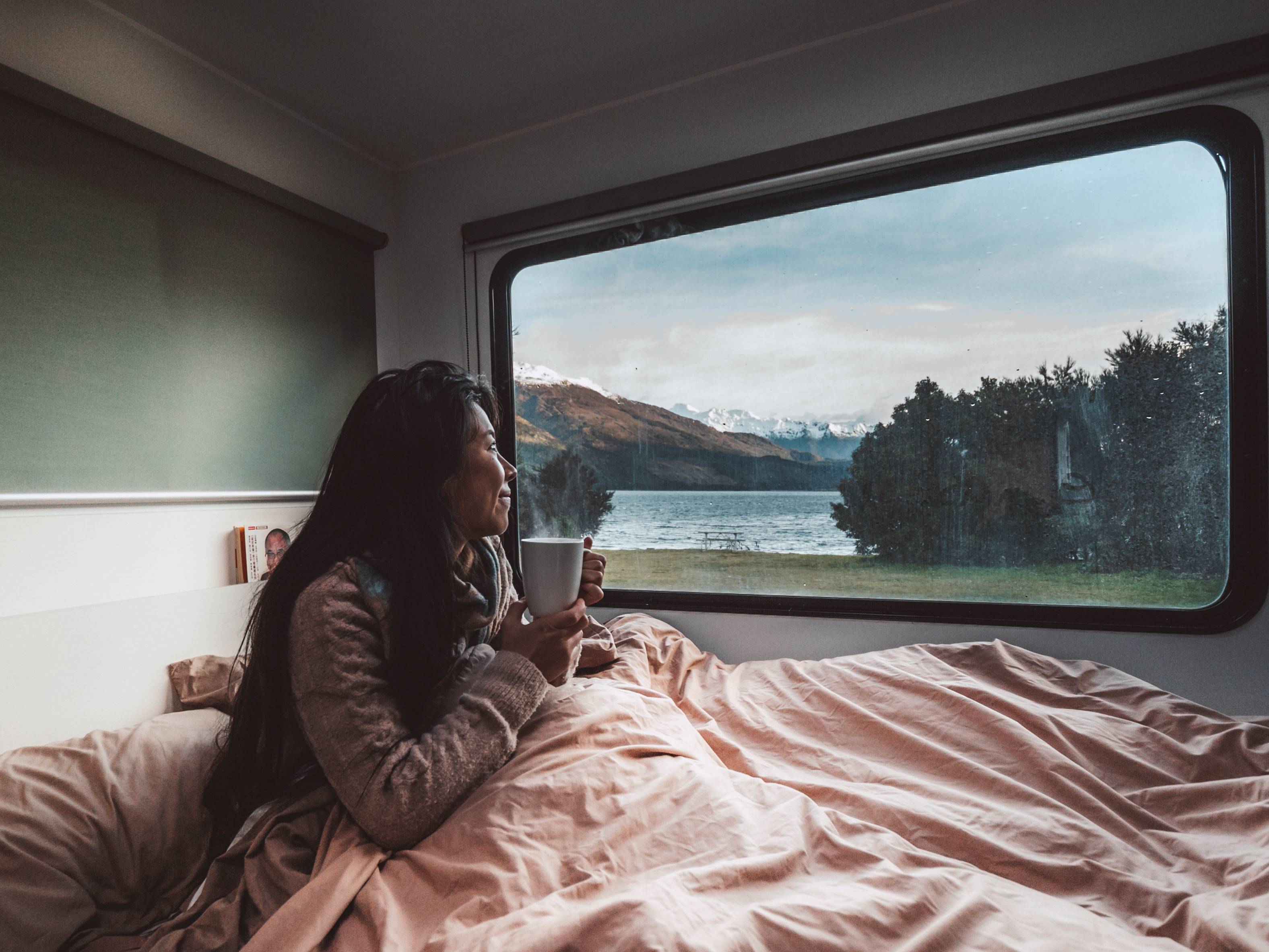 Bed in de Britz Explorer camper in Nieuw-Zeeland