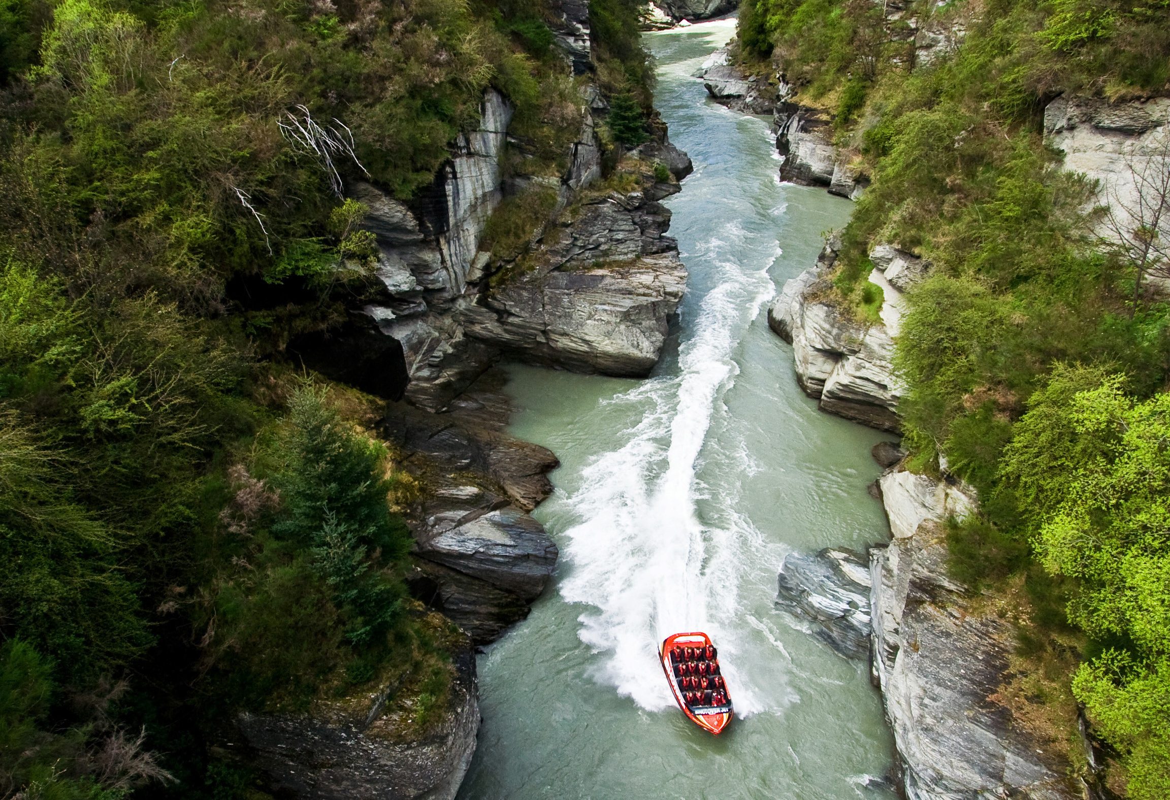 De Shotover Jet nabij Queenstown in Nieuw-Zeeland