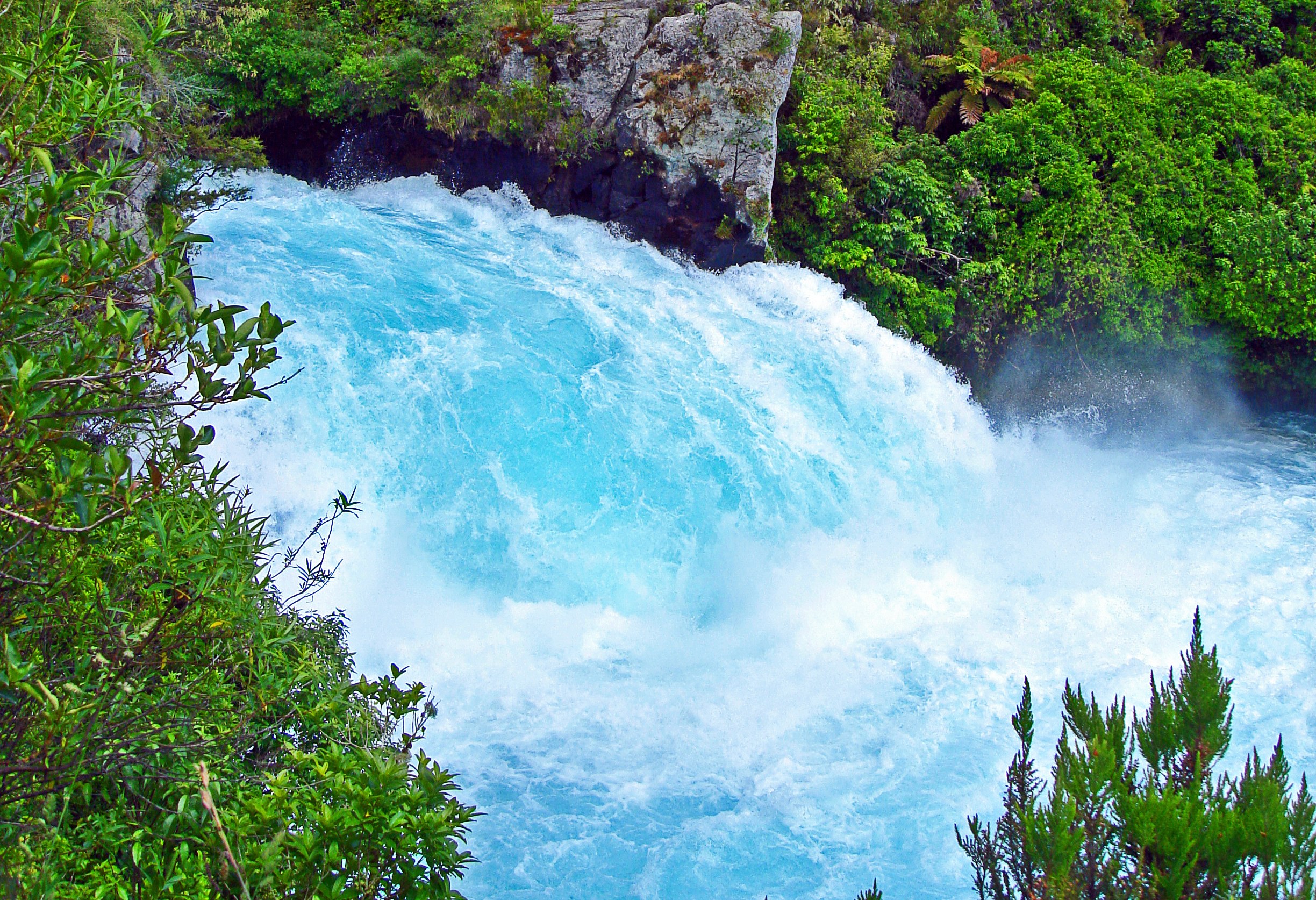 Huka watervallen in de Waikato Rivier in Nieuw-Zeeland