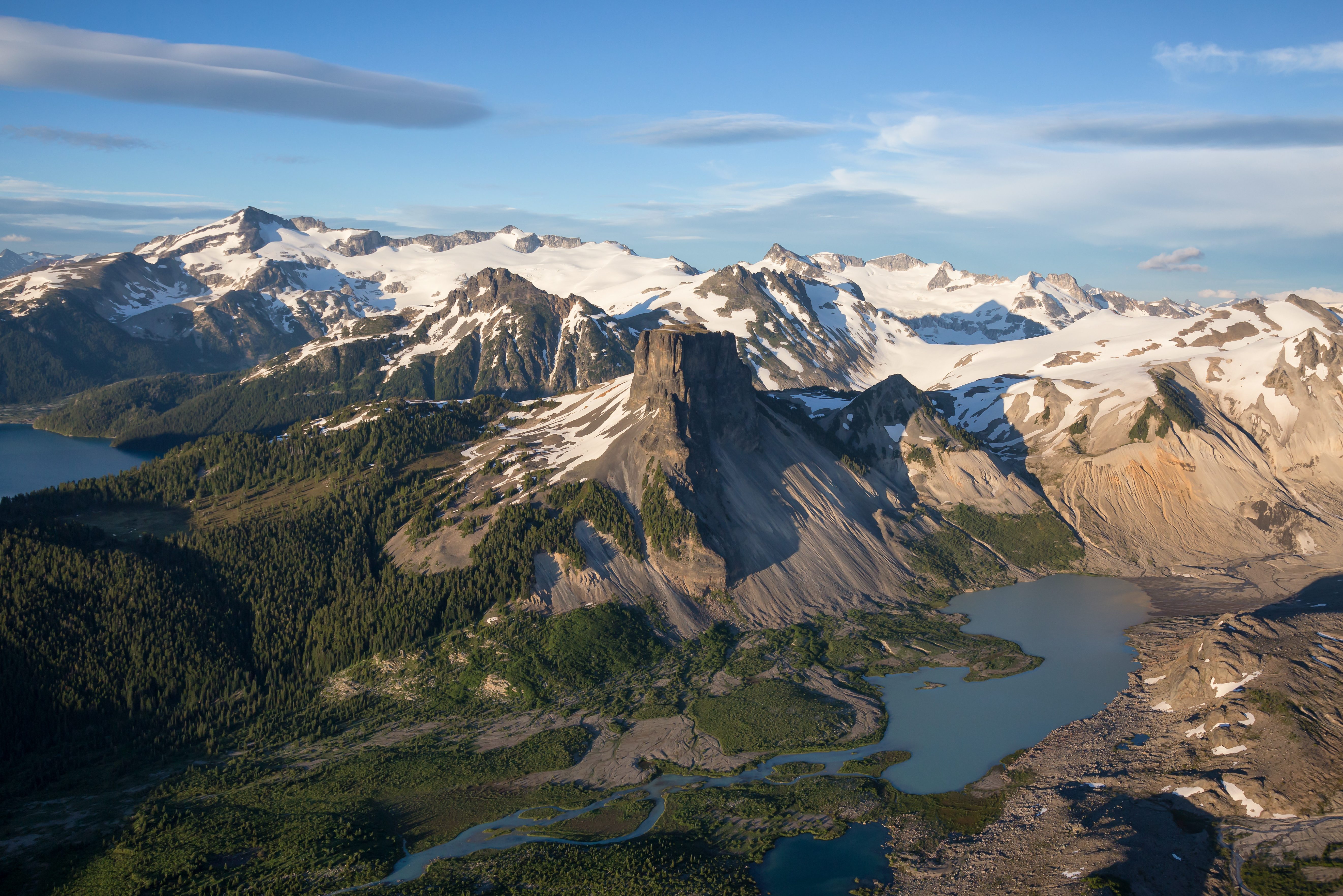canada-whistler-harbour-air-green-lake-seaplane-watervliegtuig-uitzicht-garibaldi-provincial-park