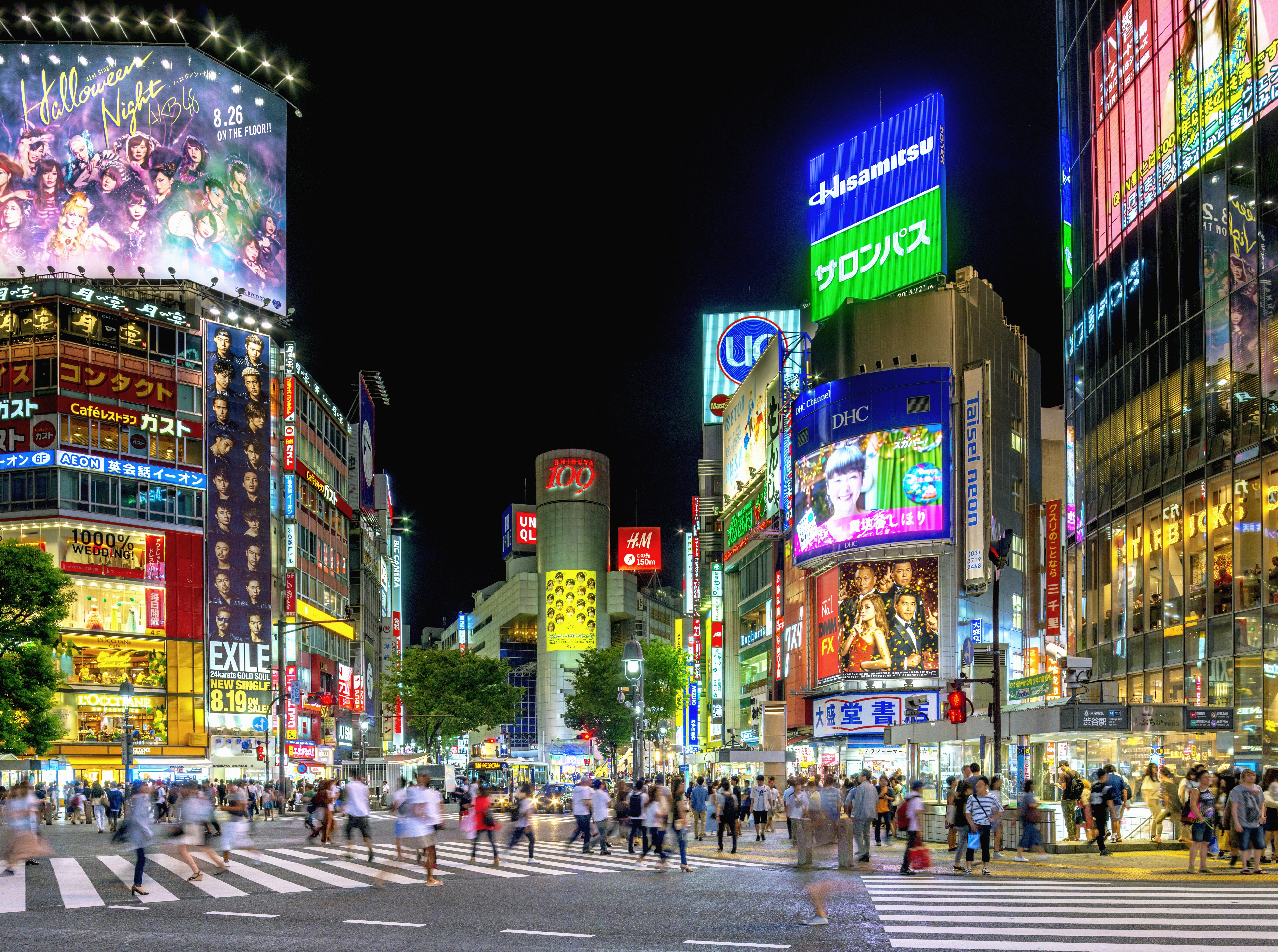 De drukste oversteekplaats ter wereld, Shibuya Crossing, in Tokyo, Japan