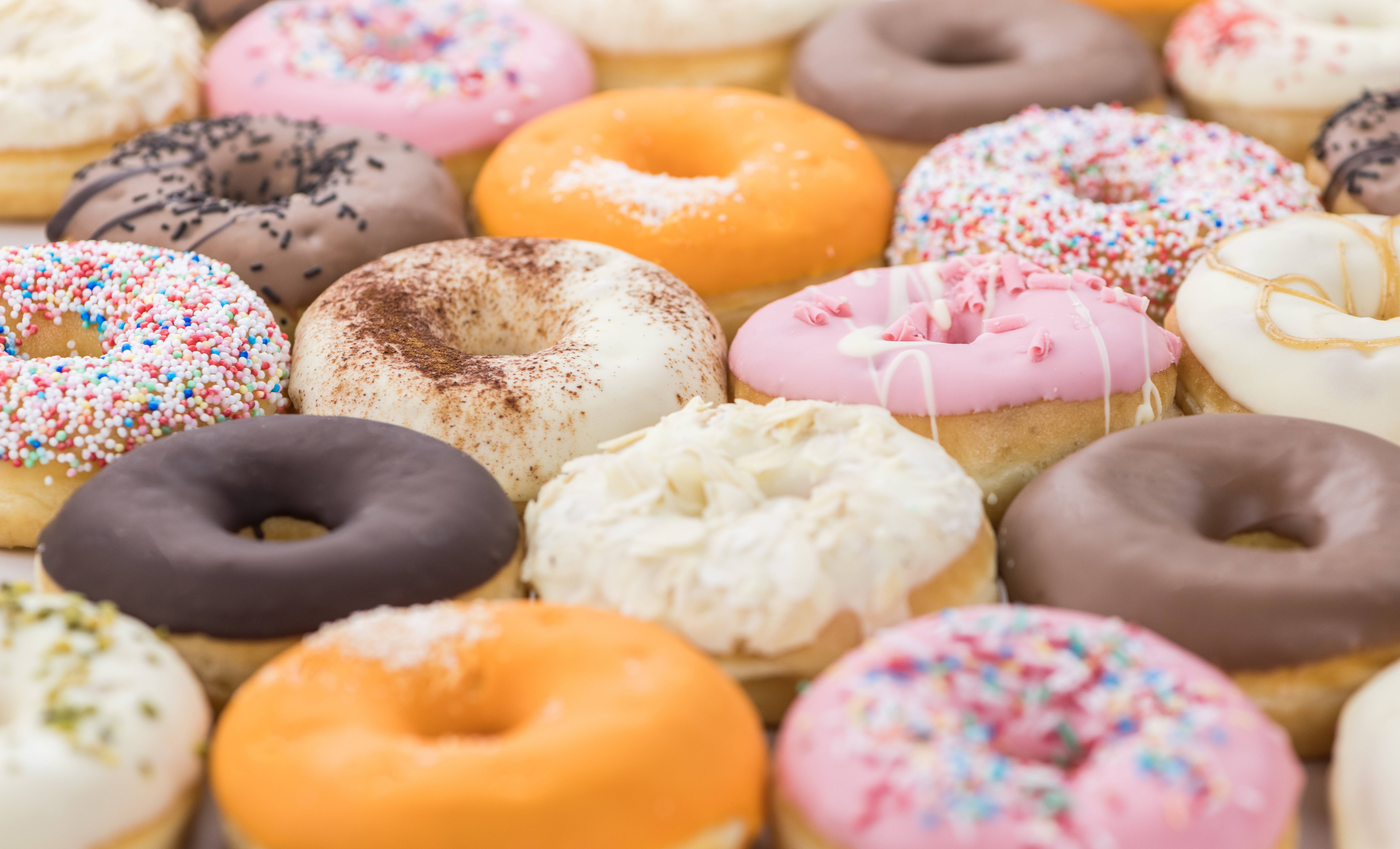 Proef een zoete donut in Los Angeles, Californie, Amerika