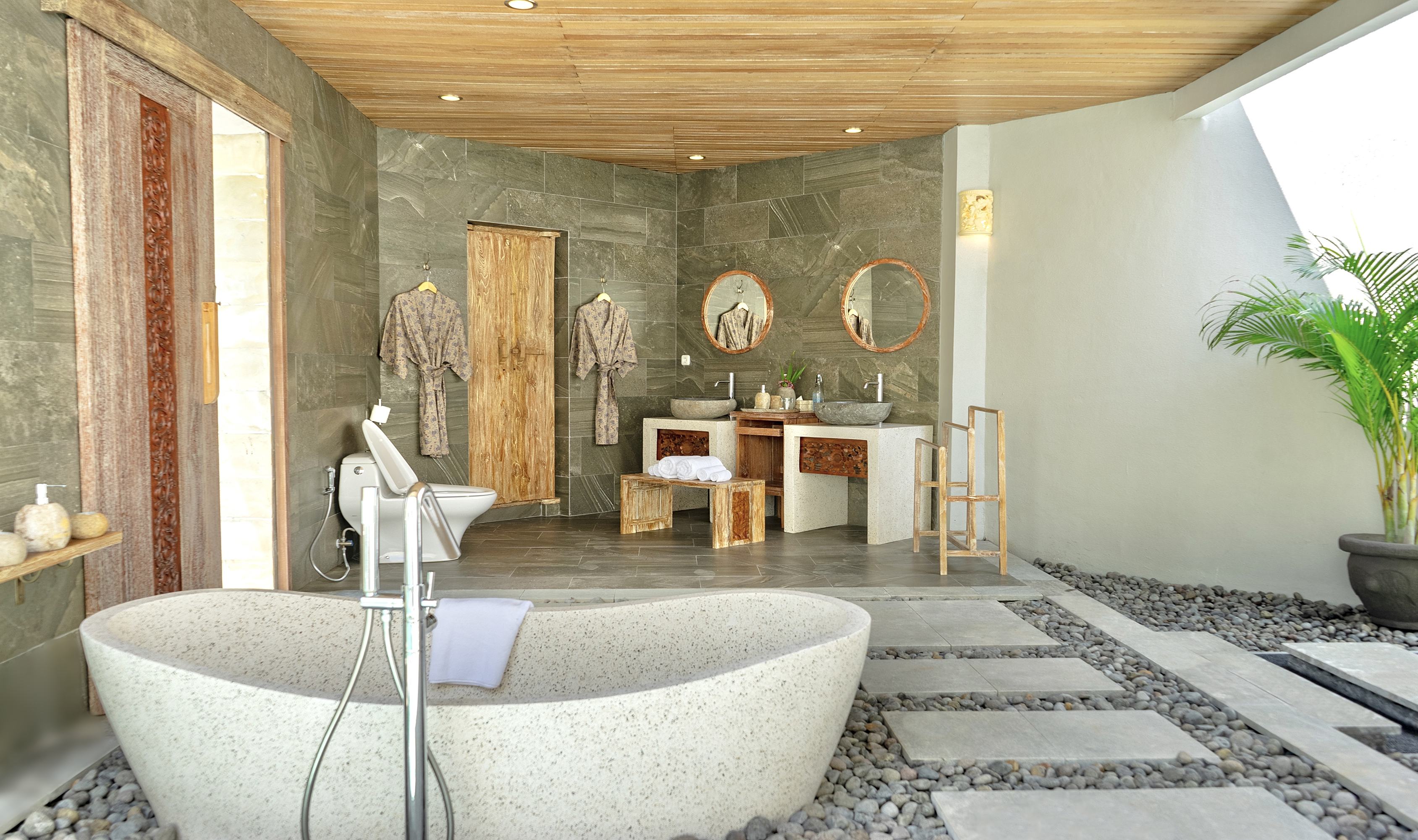 Badkamer van de One Bedroom Villa in het Vivara Bali in Jimbaran