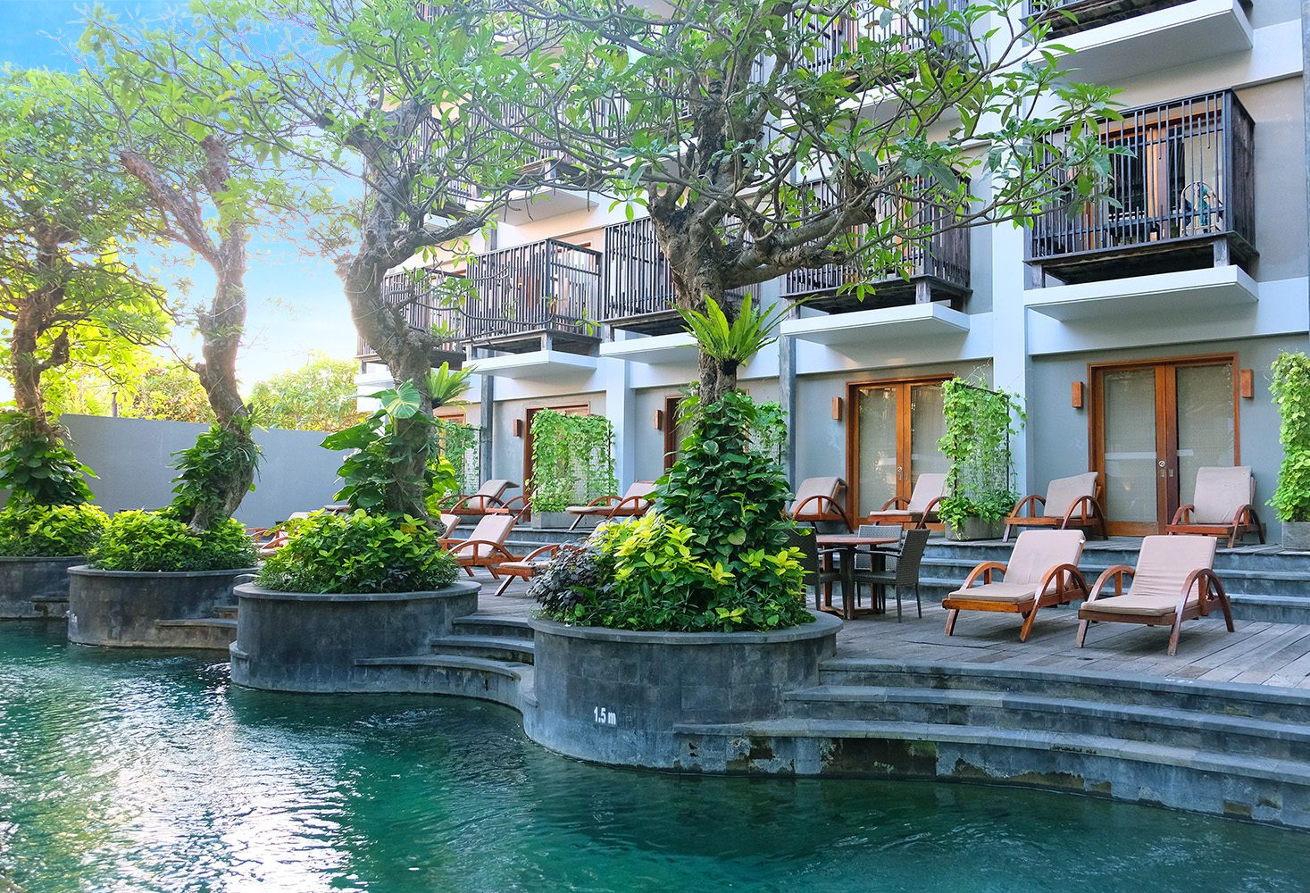 zwembad 101 oasis sanur op bali