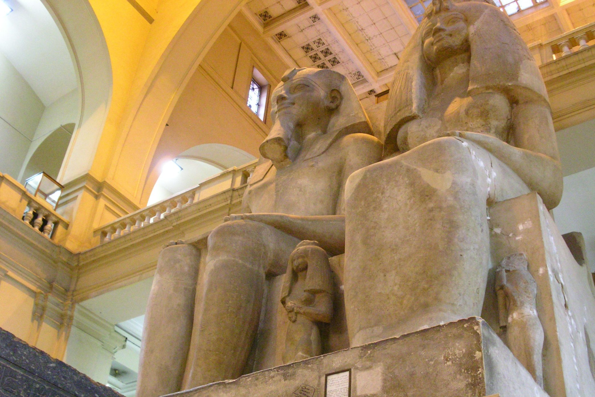 Beelden in het Egyptisch museum in Cairo