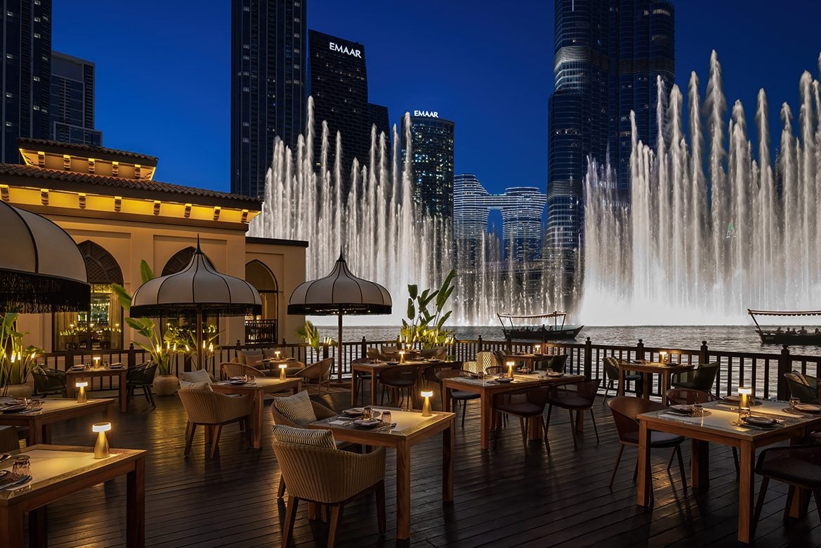 dubai the palace downtown hotel floating terrace thiptara