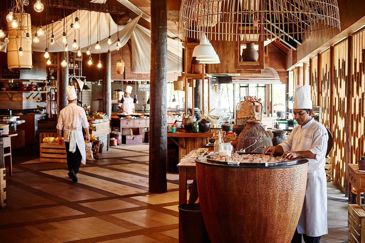 lux south ari atoll resort malediven restaurant