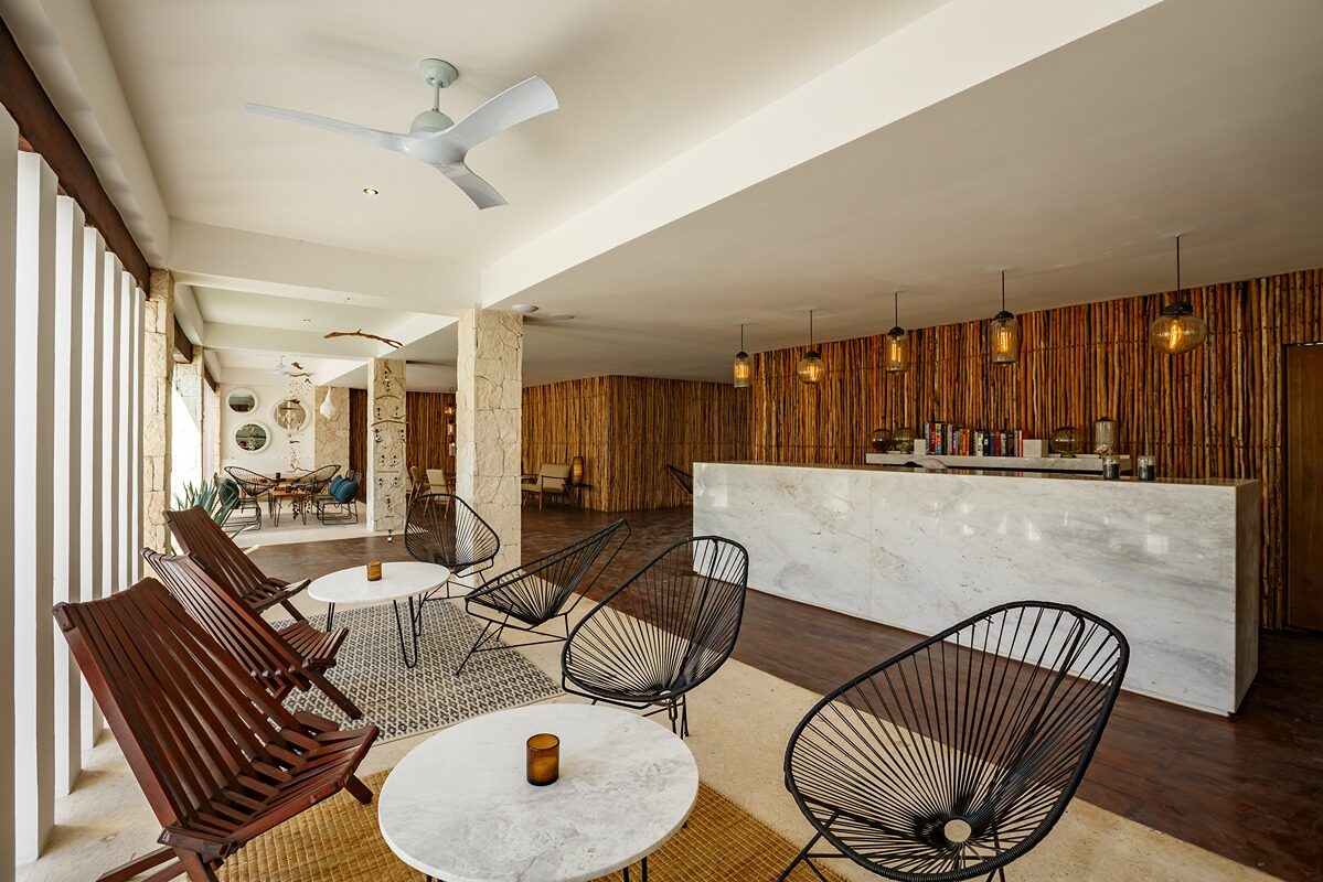 Mexico HM Playa del Carmen Lounge