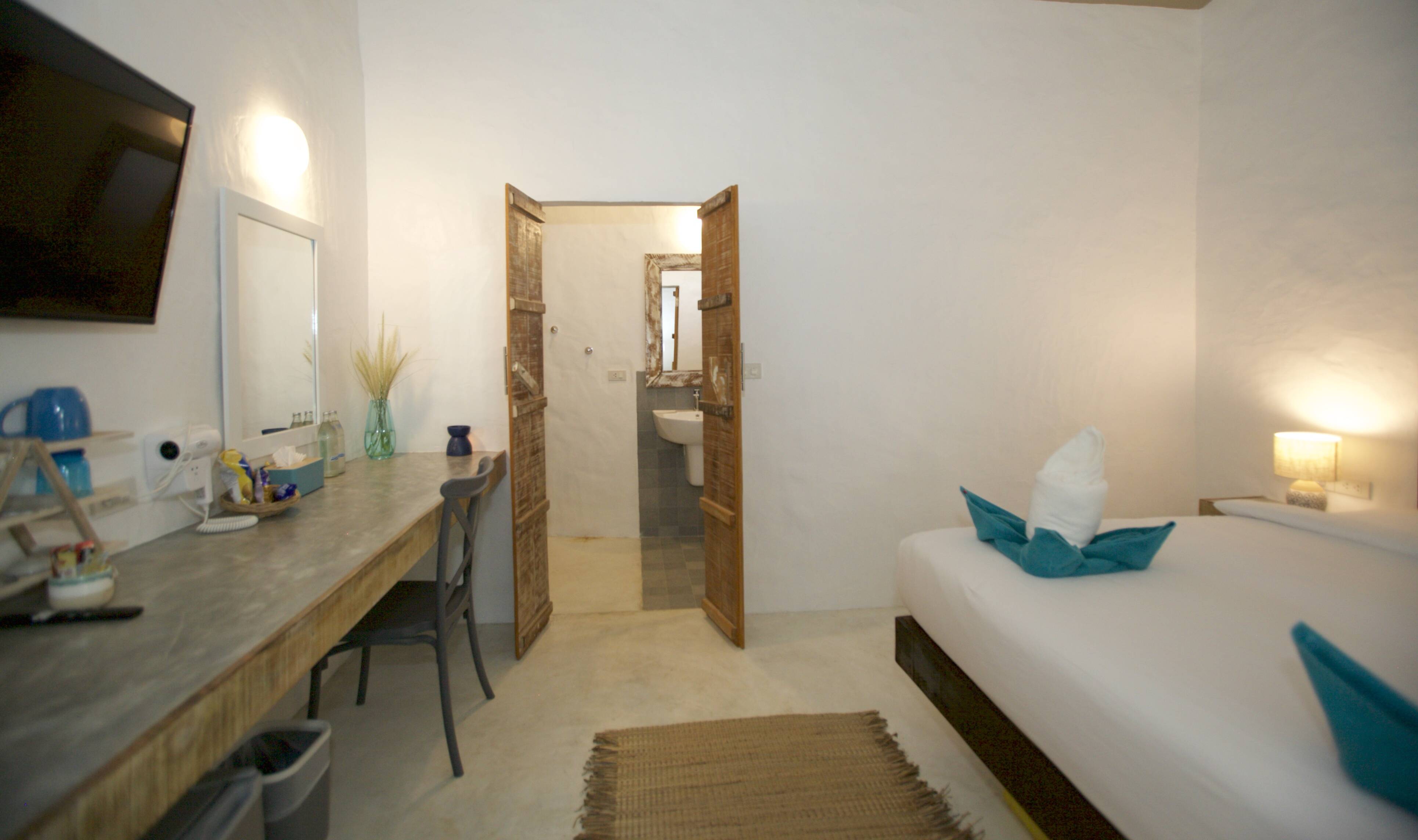 Thailand Koh Phangan Lime Soda Resort Beachfront Cottage