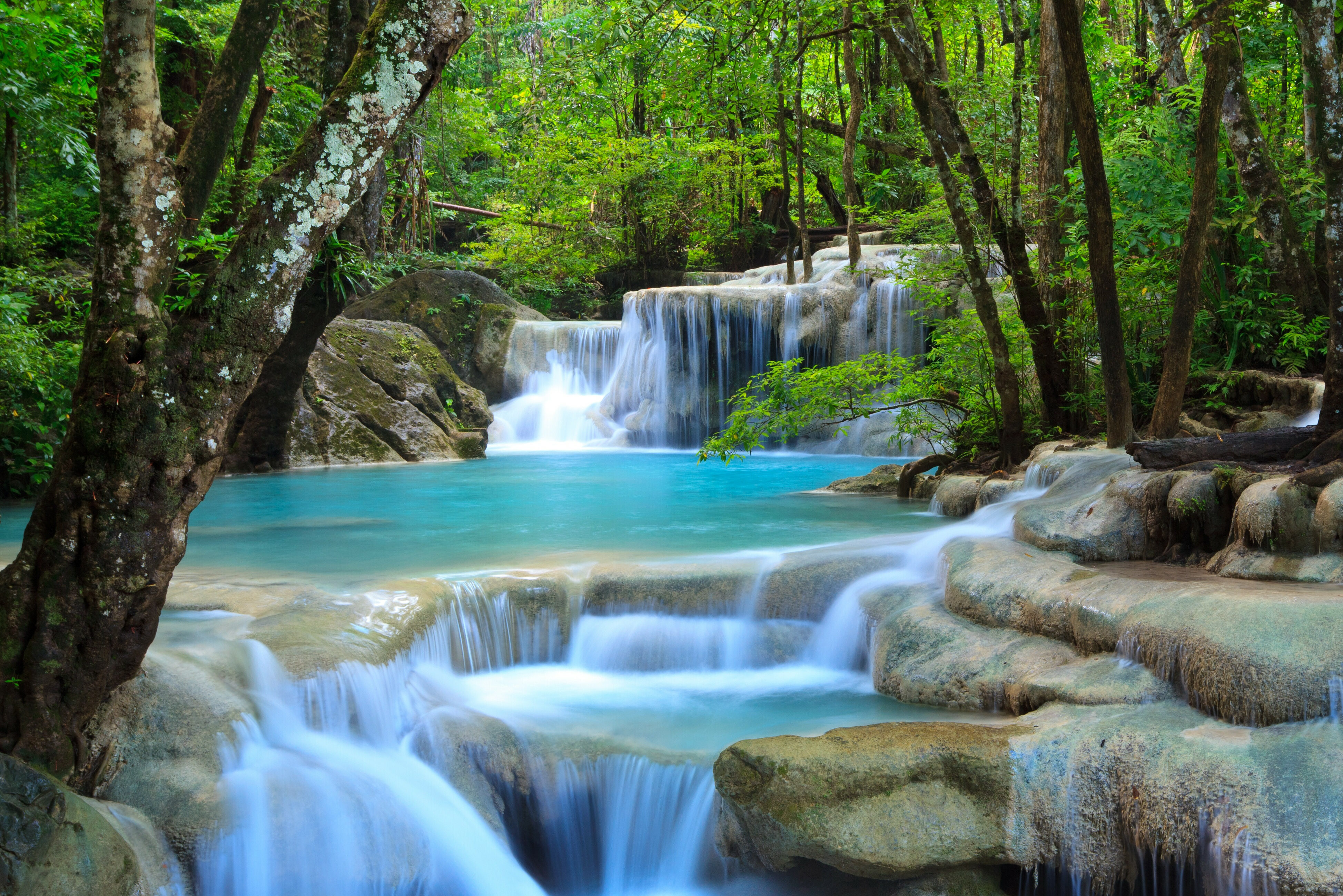 Erawan watervallen in Kanchanaburi