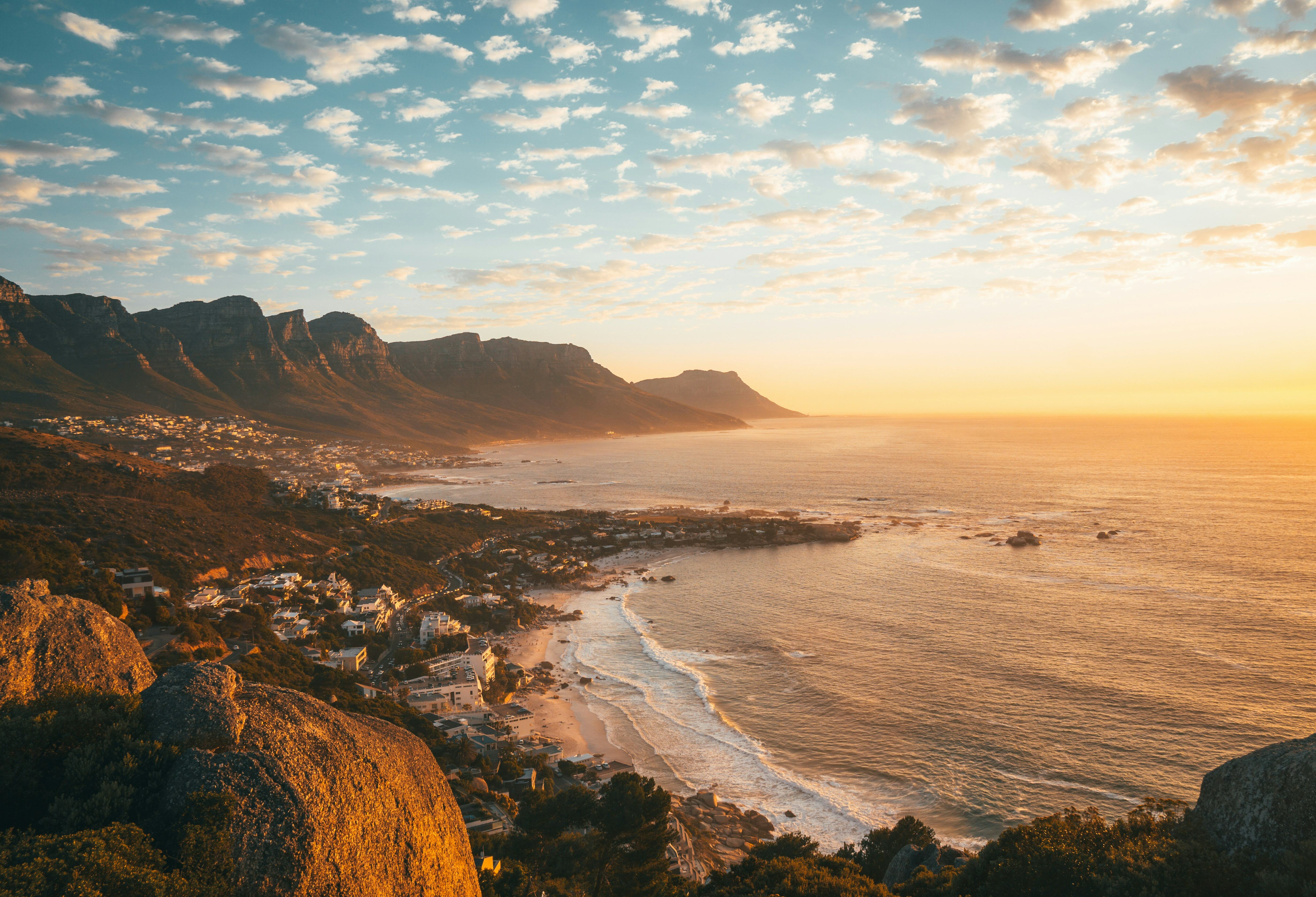Zuid-Afrika-Kaapstad-zonsondergang-Camps-Bay
