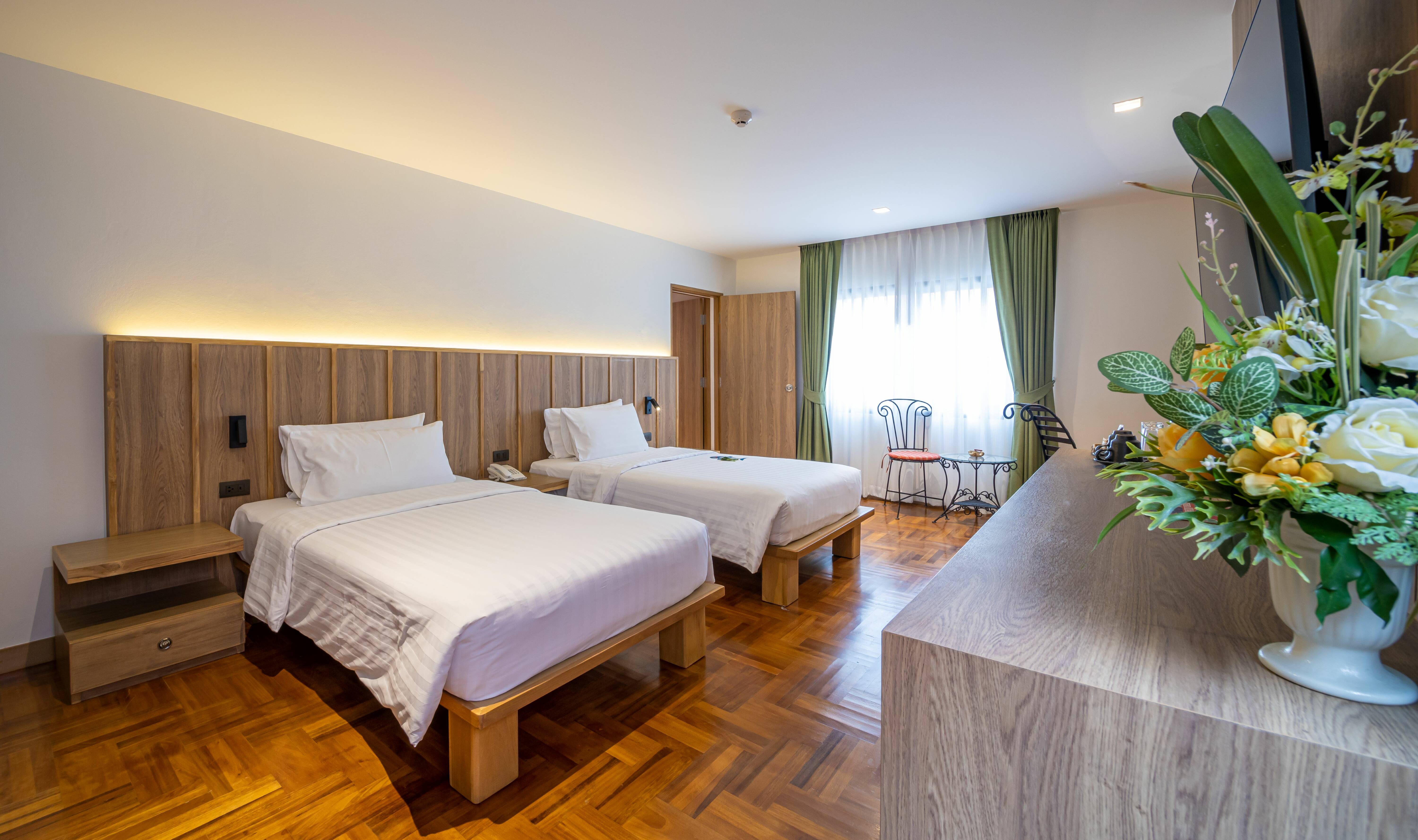 Family Suite twin bed