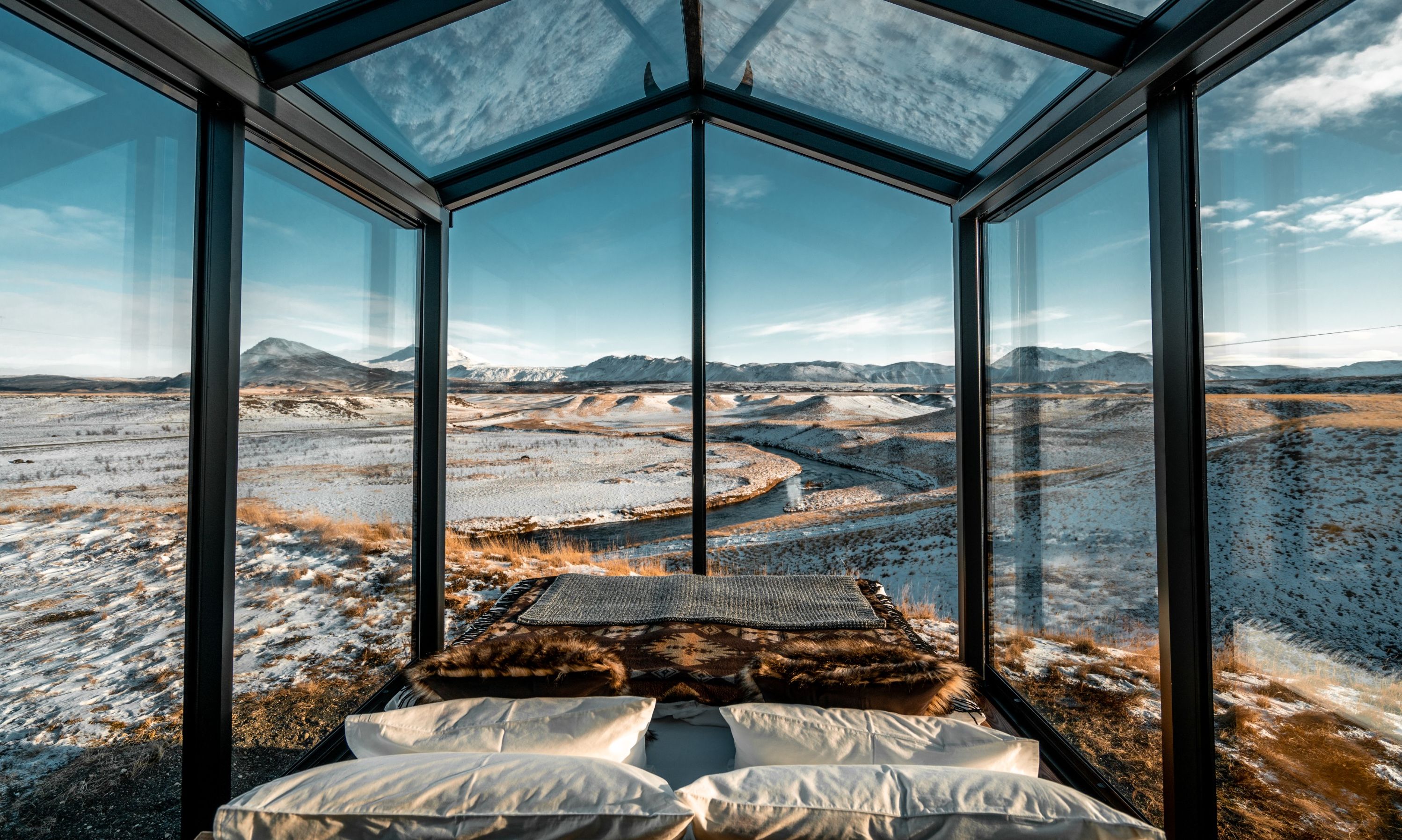 Panorama Glass Lodge