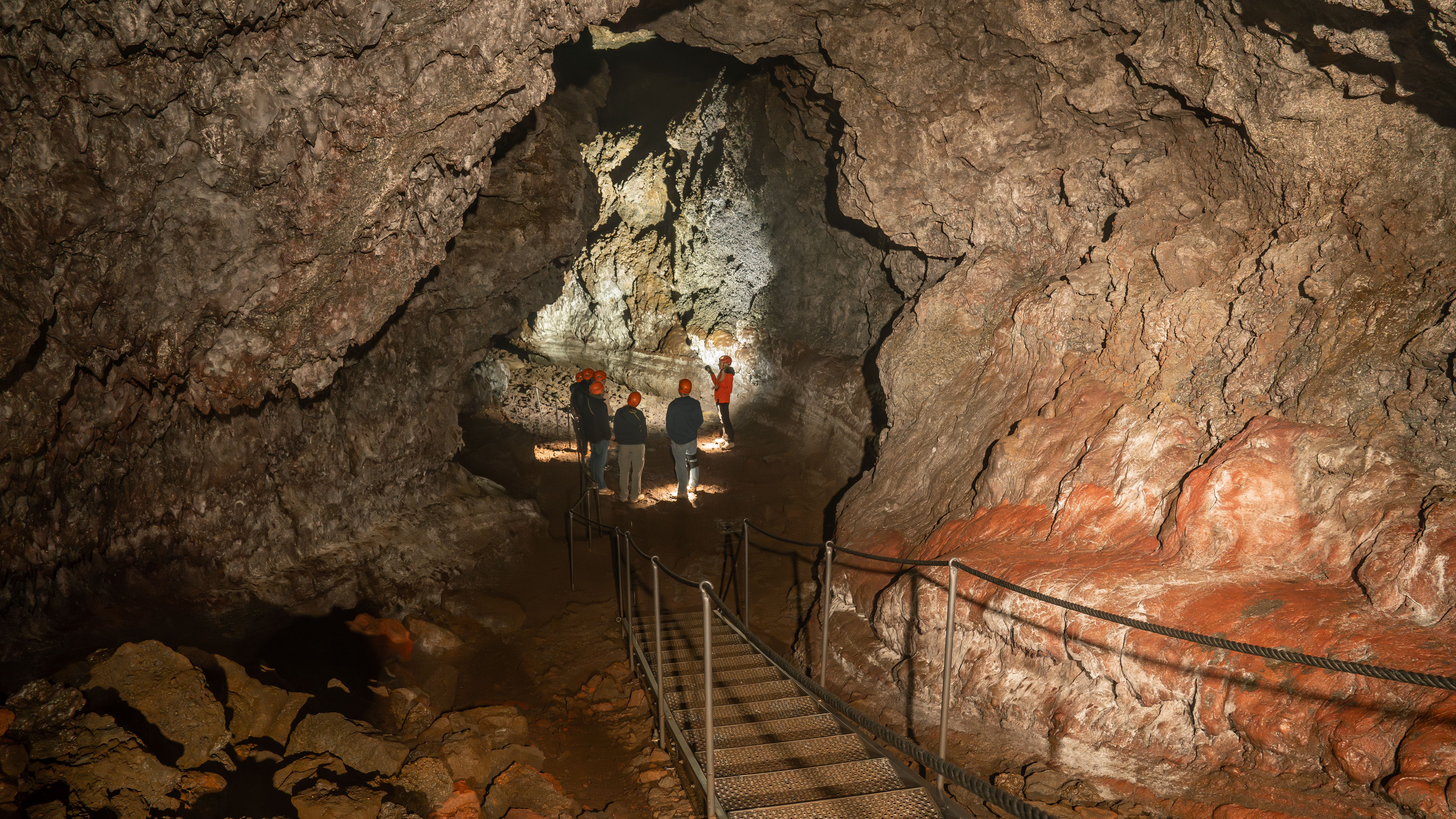 Snæfellsnes-Vatnshellir-lava-cave