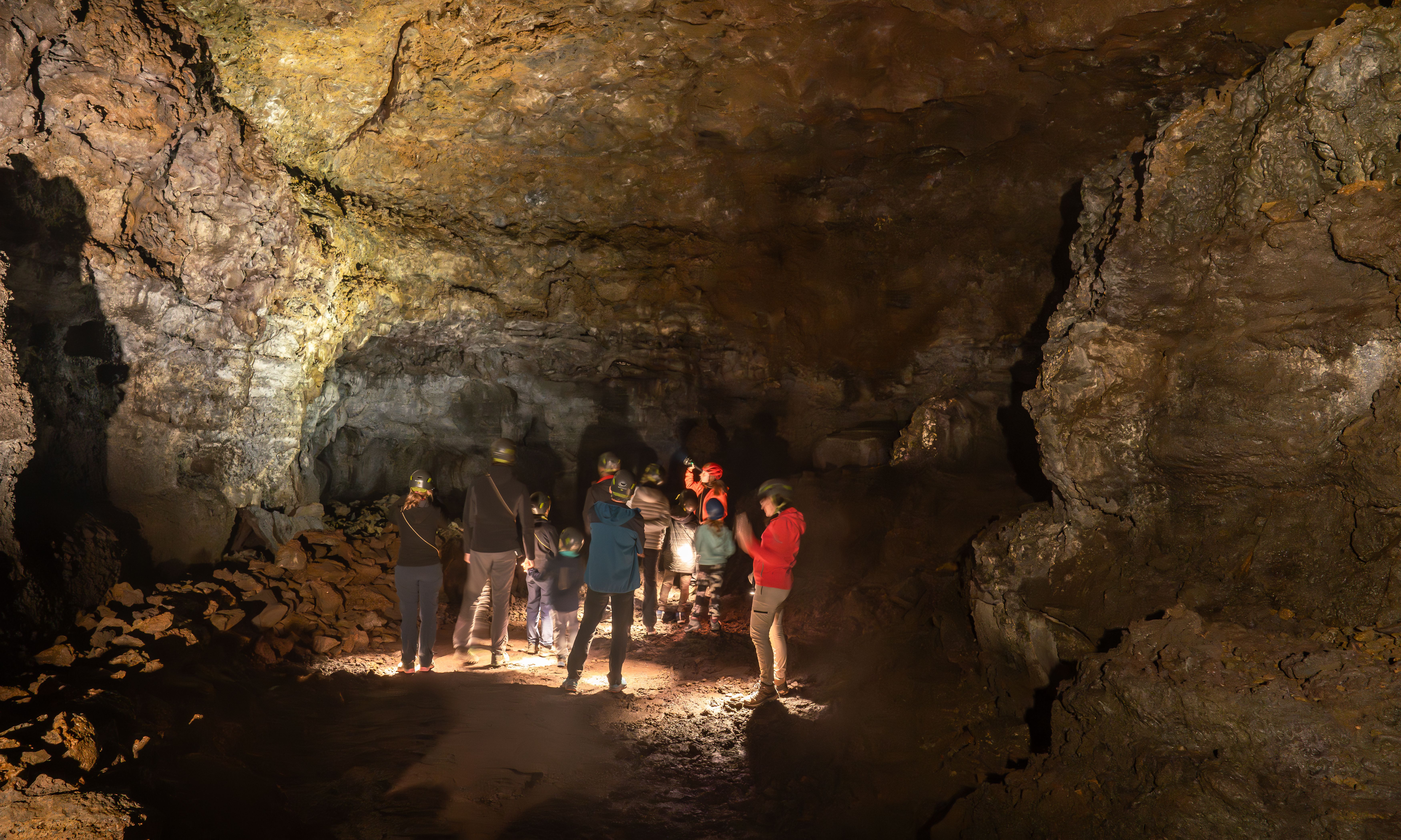 Vatnshellir-lava-cave