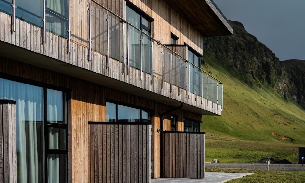 Black Beach Suites Vik