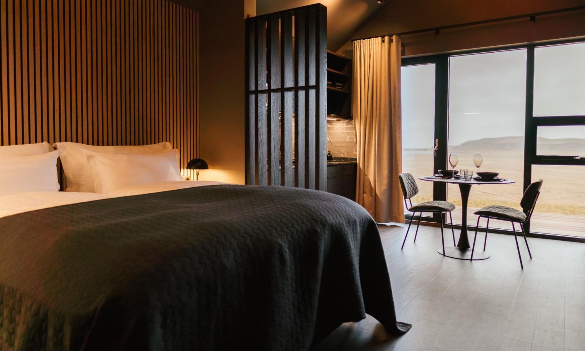 Black Beach Suites Vik