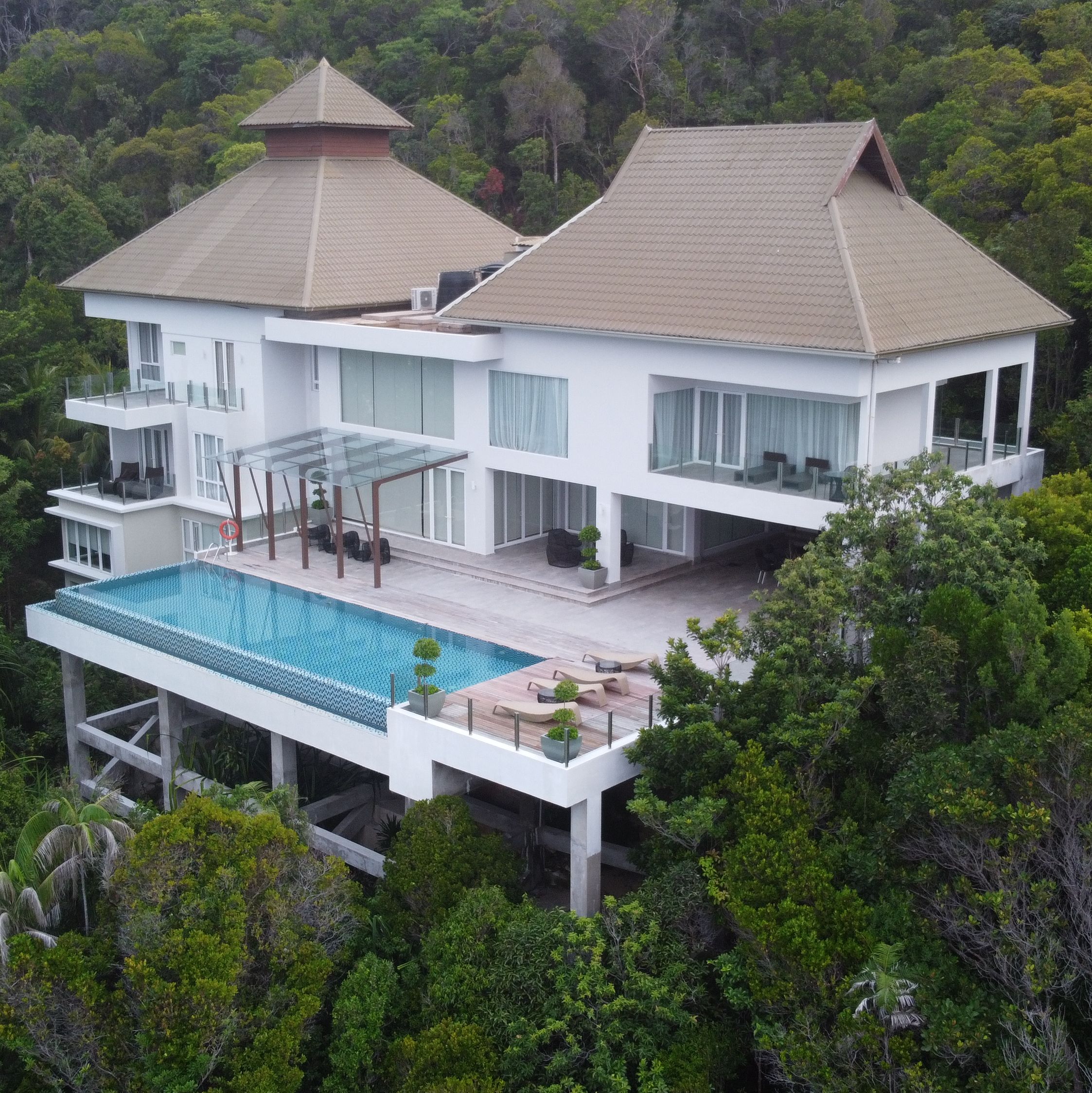 The Taaras Beach & Spa Resort