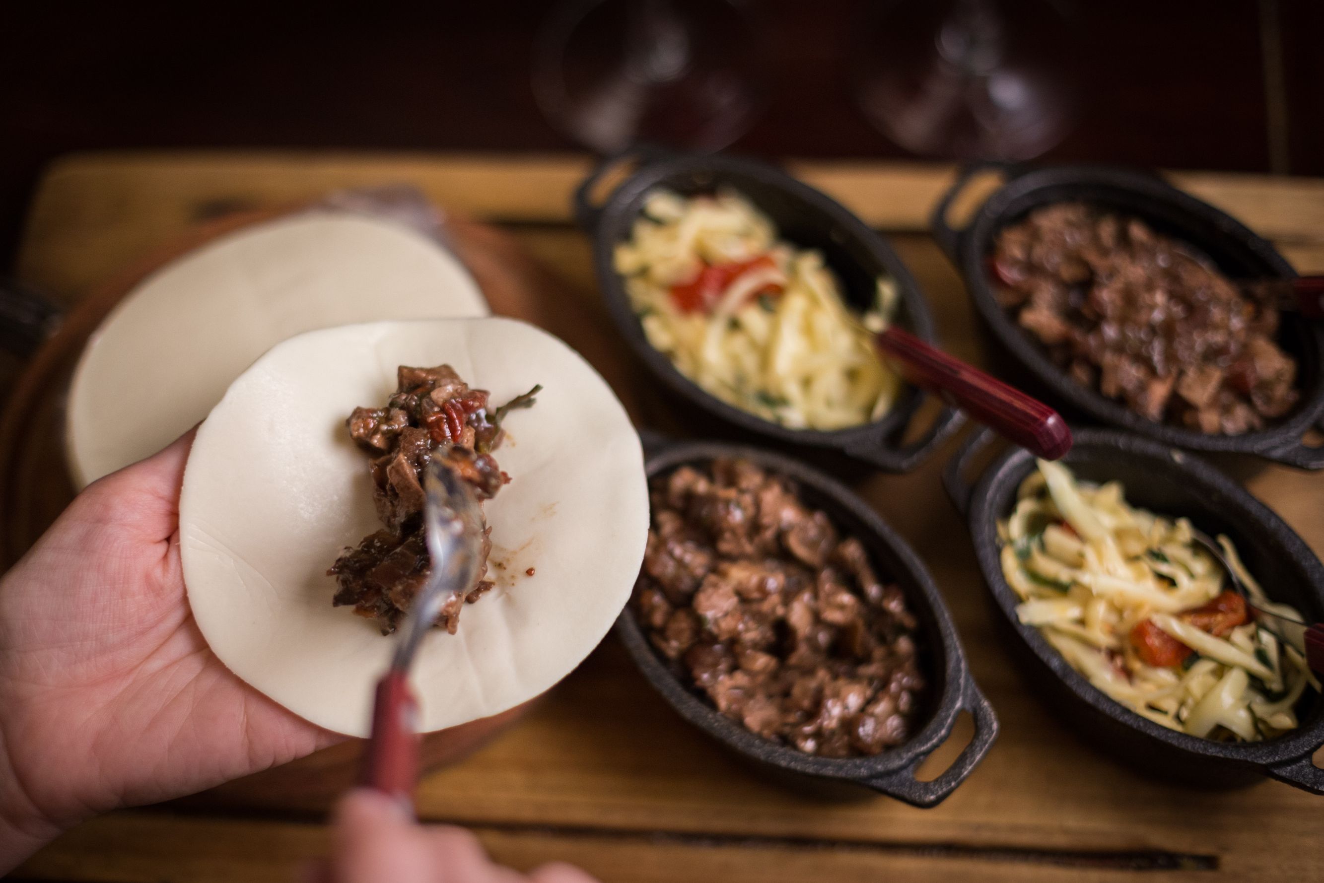 Empenadas maken tijdens de excursie