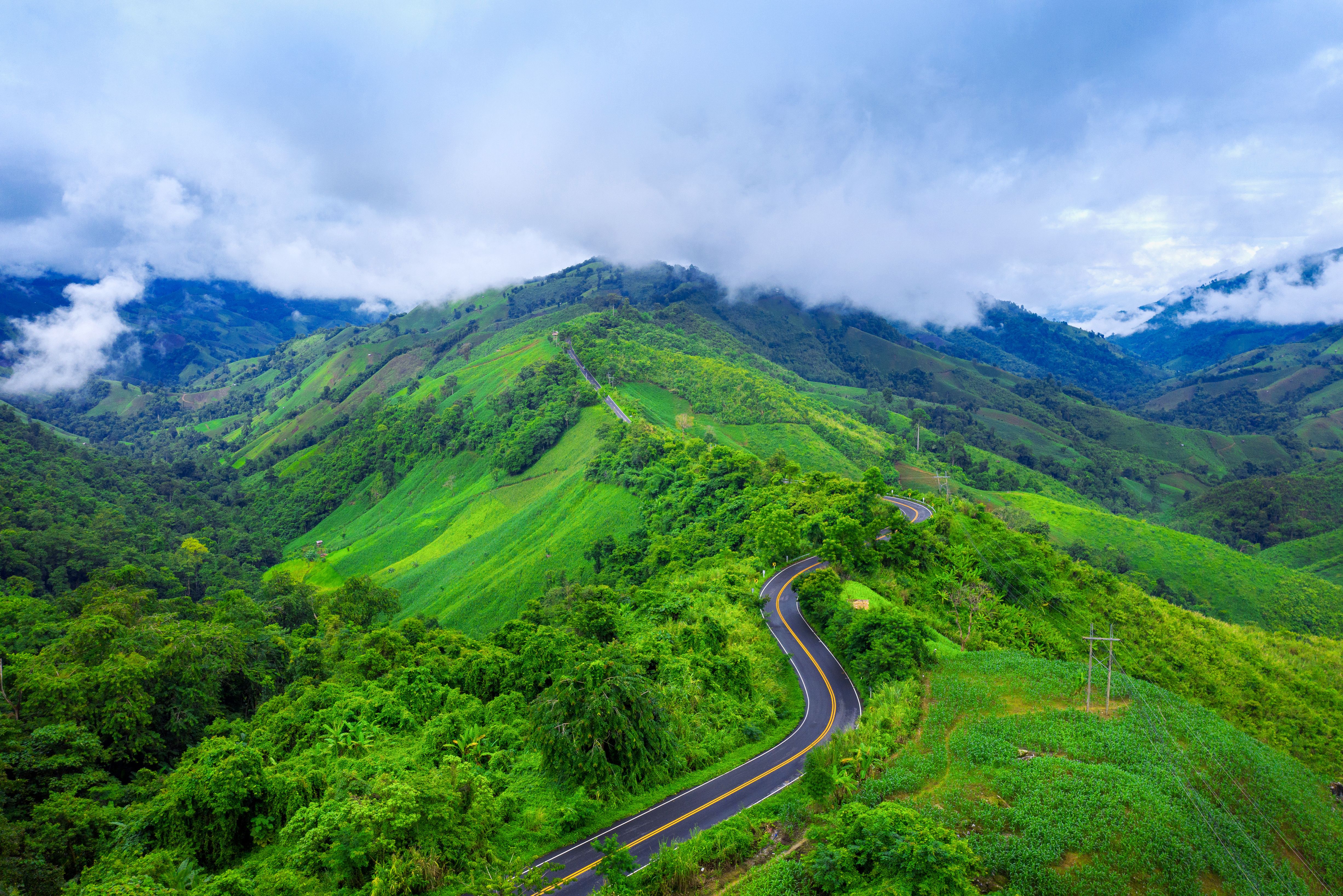 Bergweg in de Nan provincie