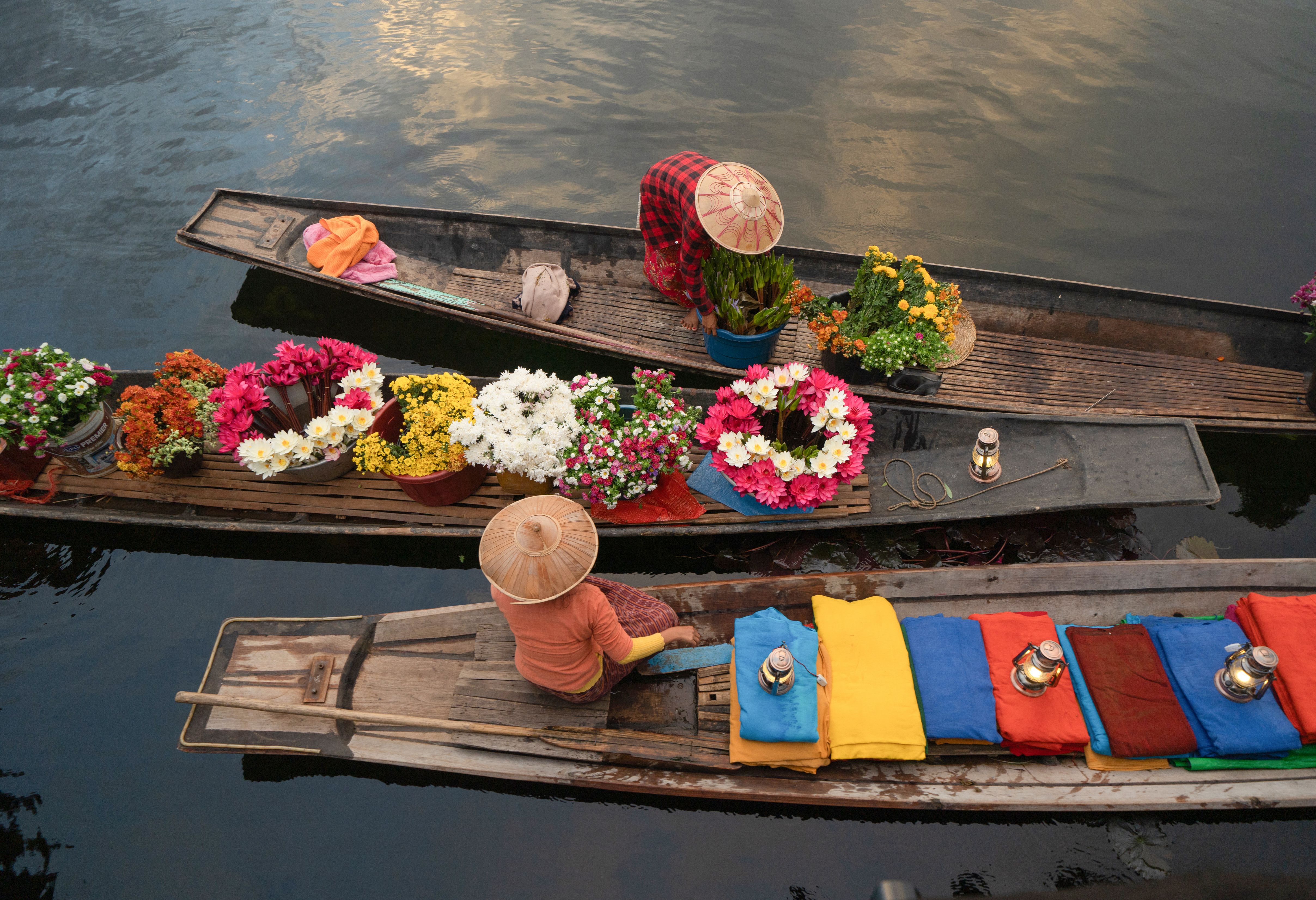 Drijvende markt van Amphawa