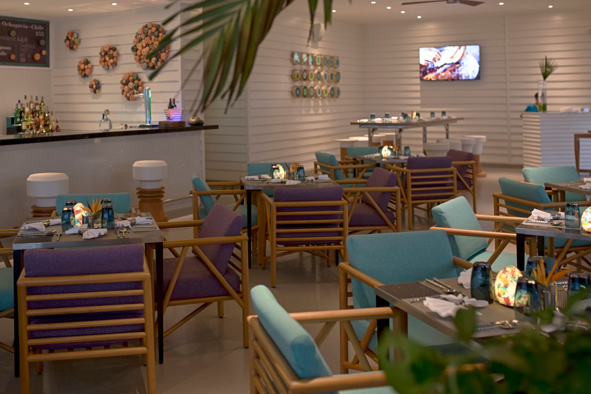 Vietnam Danang Pullman Danang Beach Resort Lounge