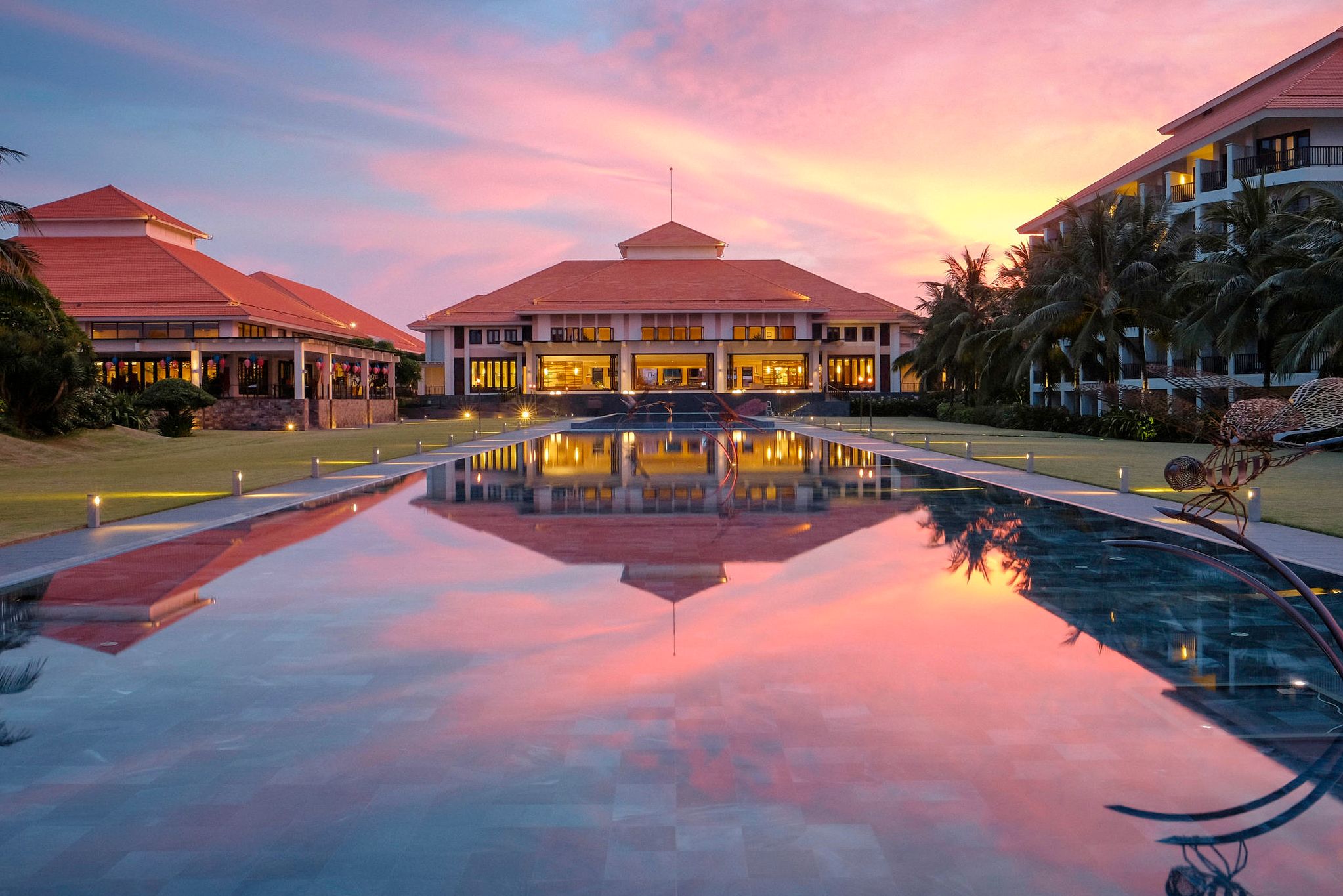 Vietnam Danang Pullman Danang Beach Resort Zwembad