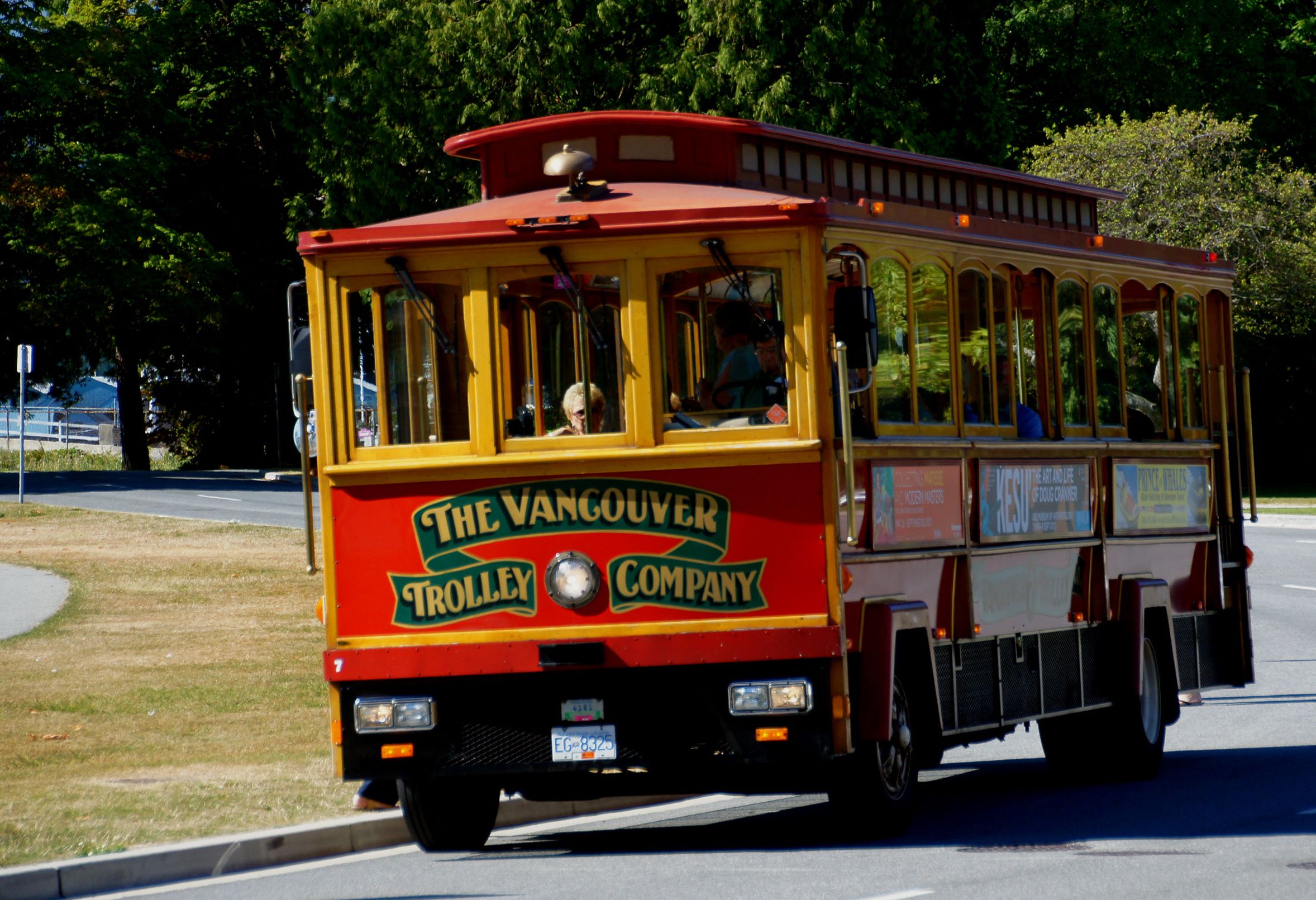 Vancouver Trolley bus hop on hop off