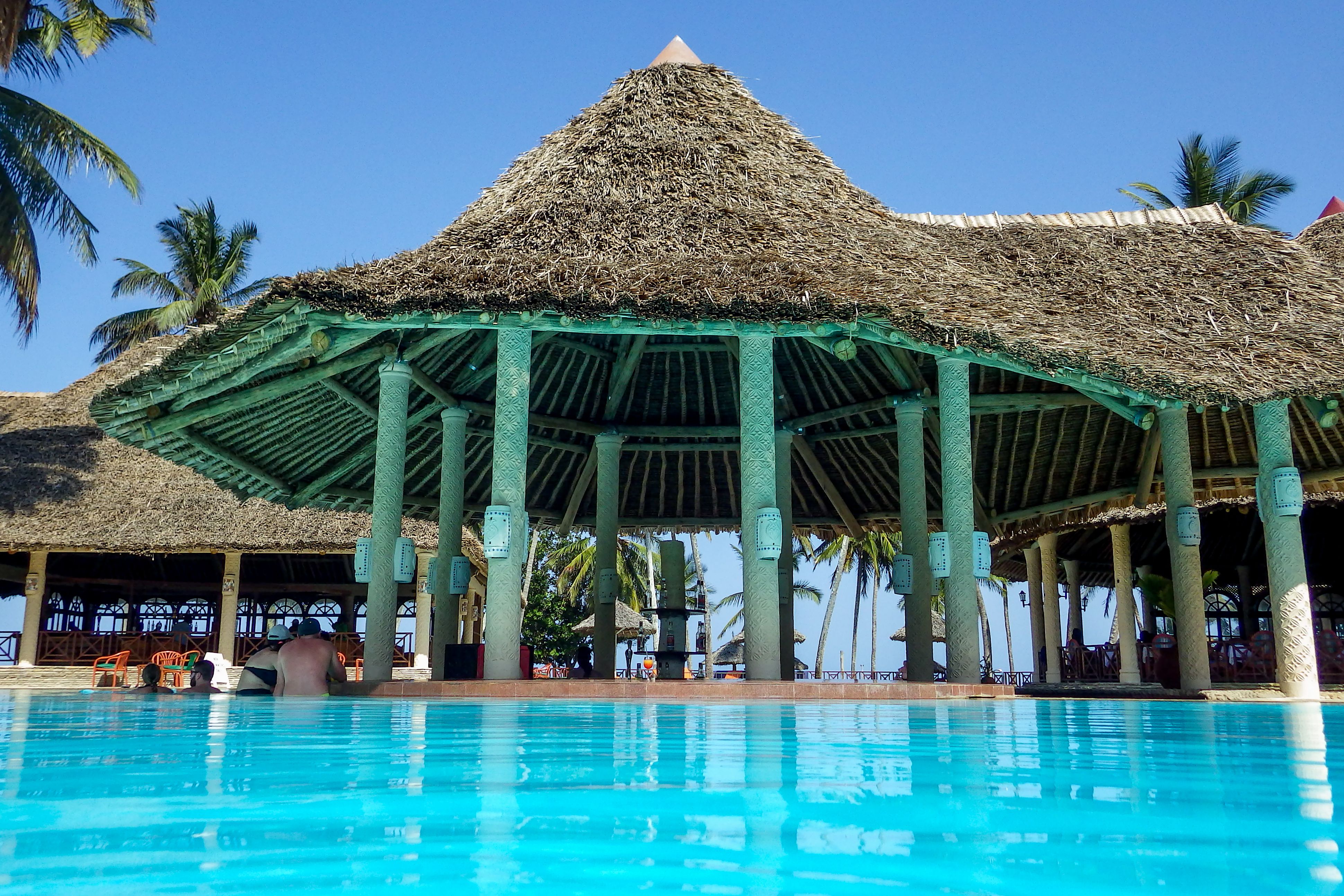 Kenia Diani Beach Neptune Paradise Beach Resort Pool Bar