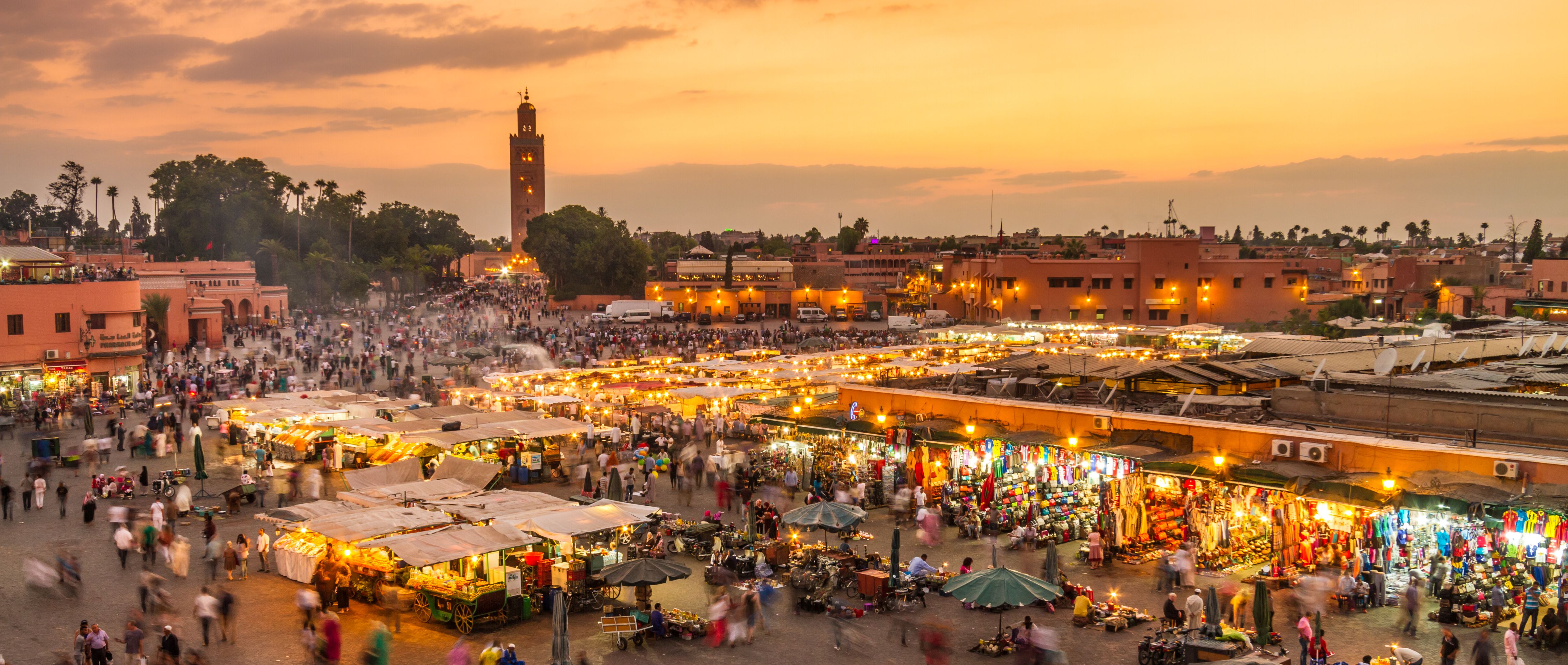 Marokko-Marrakesh-Djemaa-el-Fna-avond-3