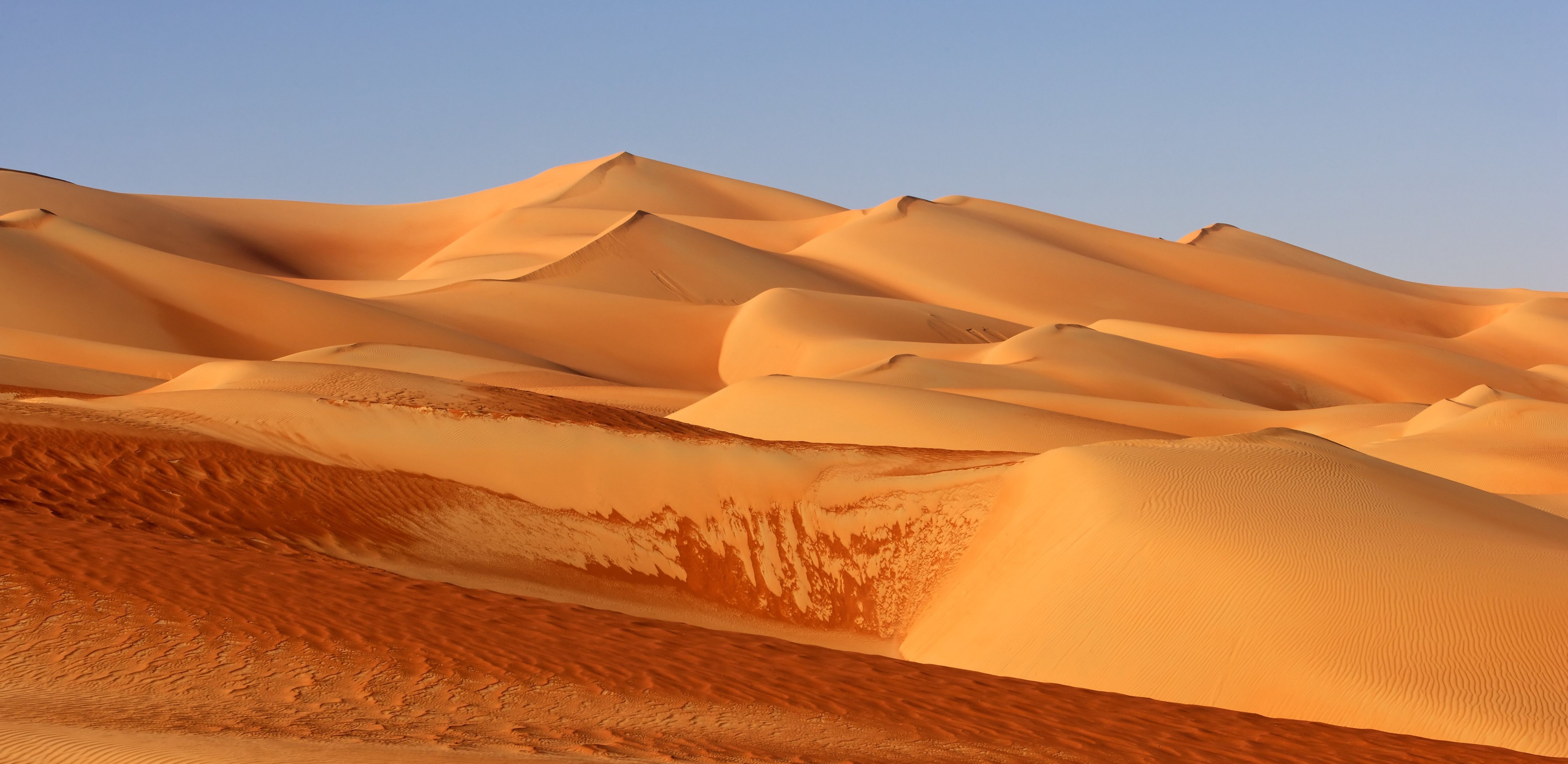 Emiraten-Dubai-woestijn-zand-duinen