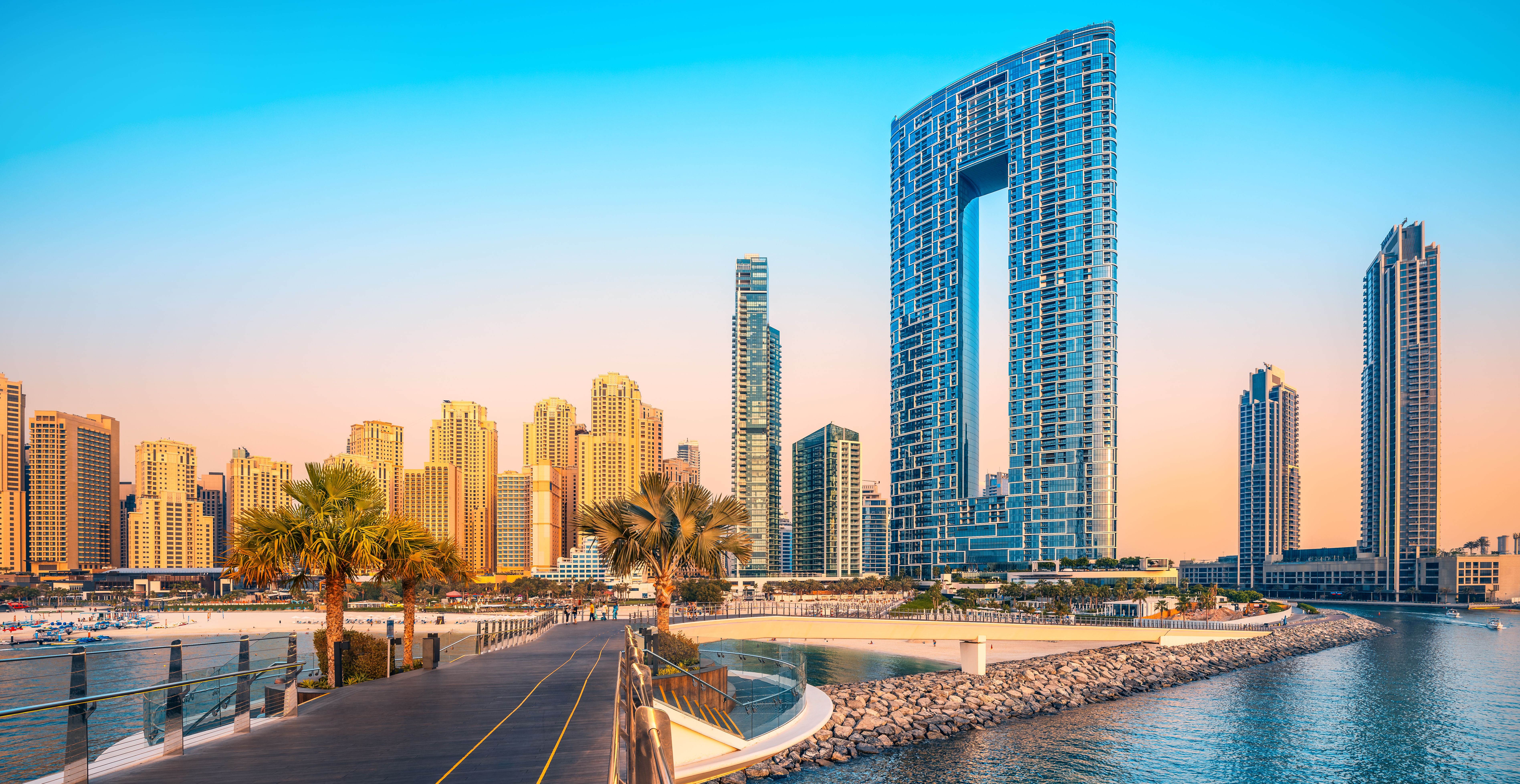 Emiraten-Dubai-Jumeirah-Beach-skyline