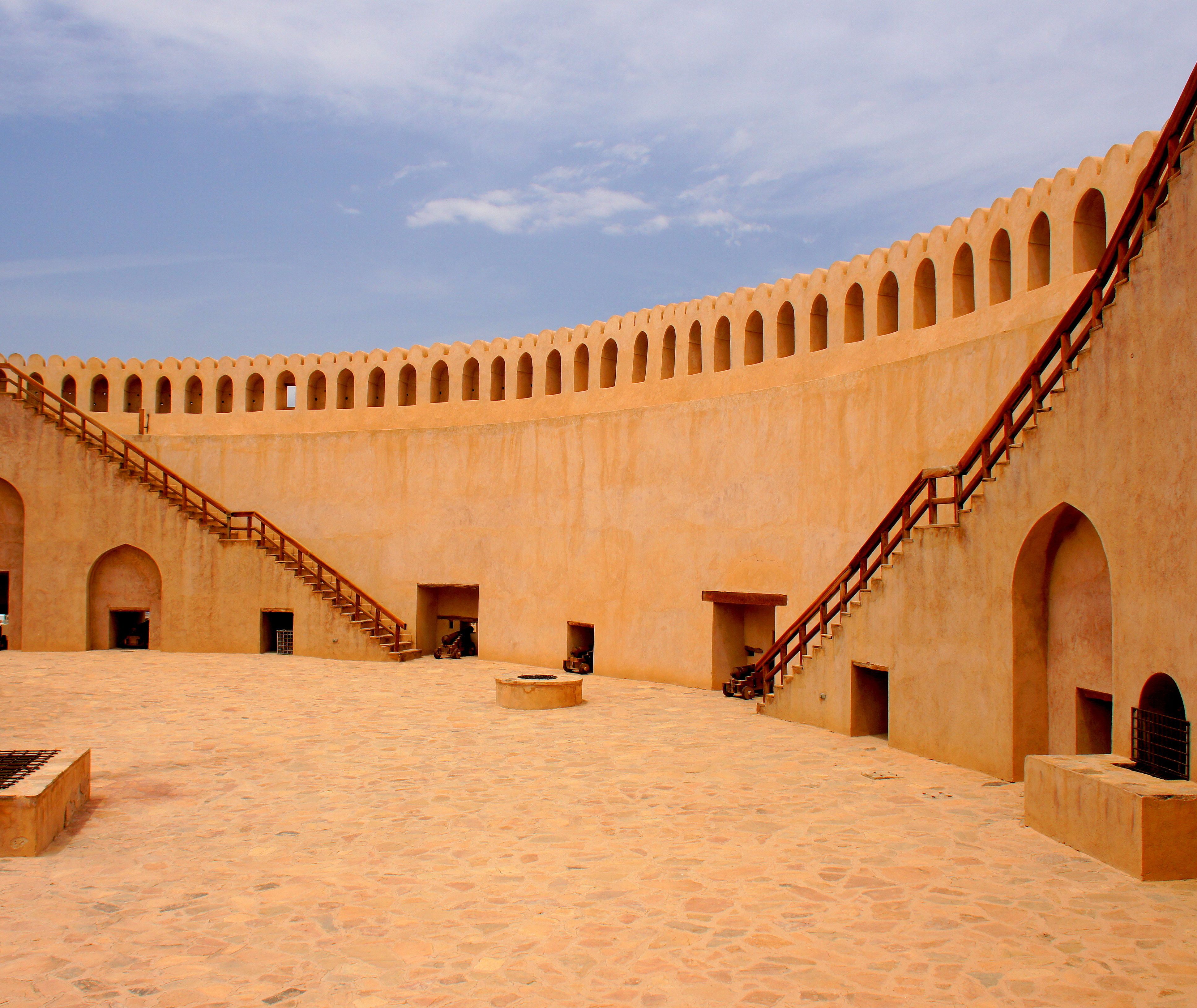Oman-Nizwa-Fort-1