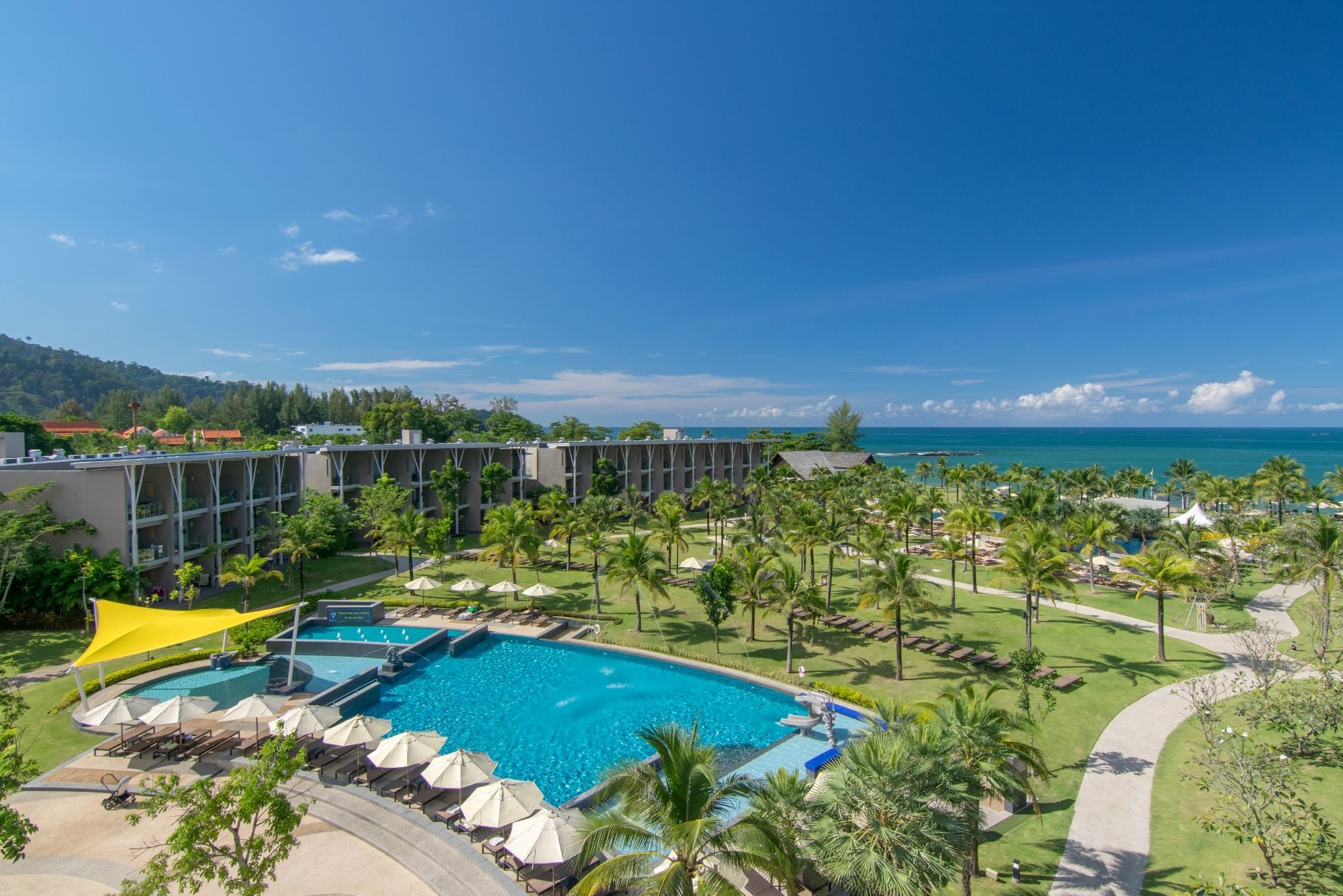Thailand Khao Lak The Sands by Katathani Zwembad