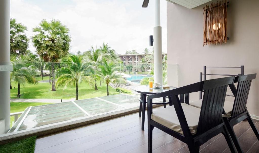 Thailand-Khao-Lak-The-Sands-by-Katathani-Seaside-Junior-Suite