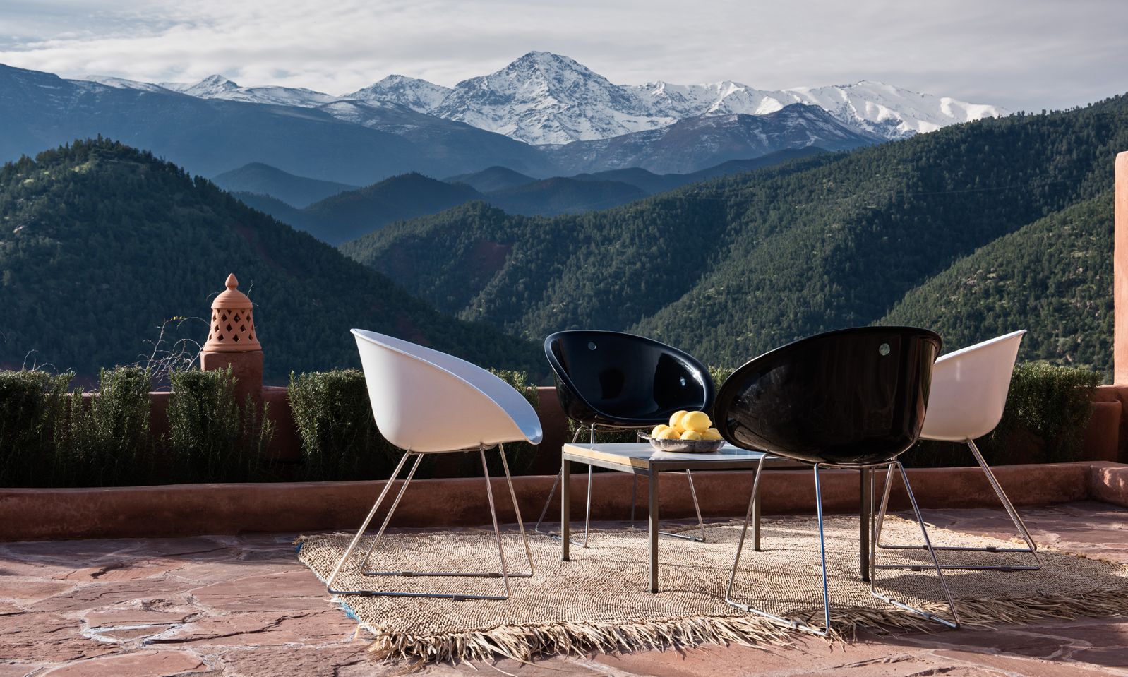 Marokko-Ourika-Kasbah-Bab-Ourika-Terras