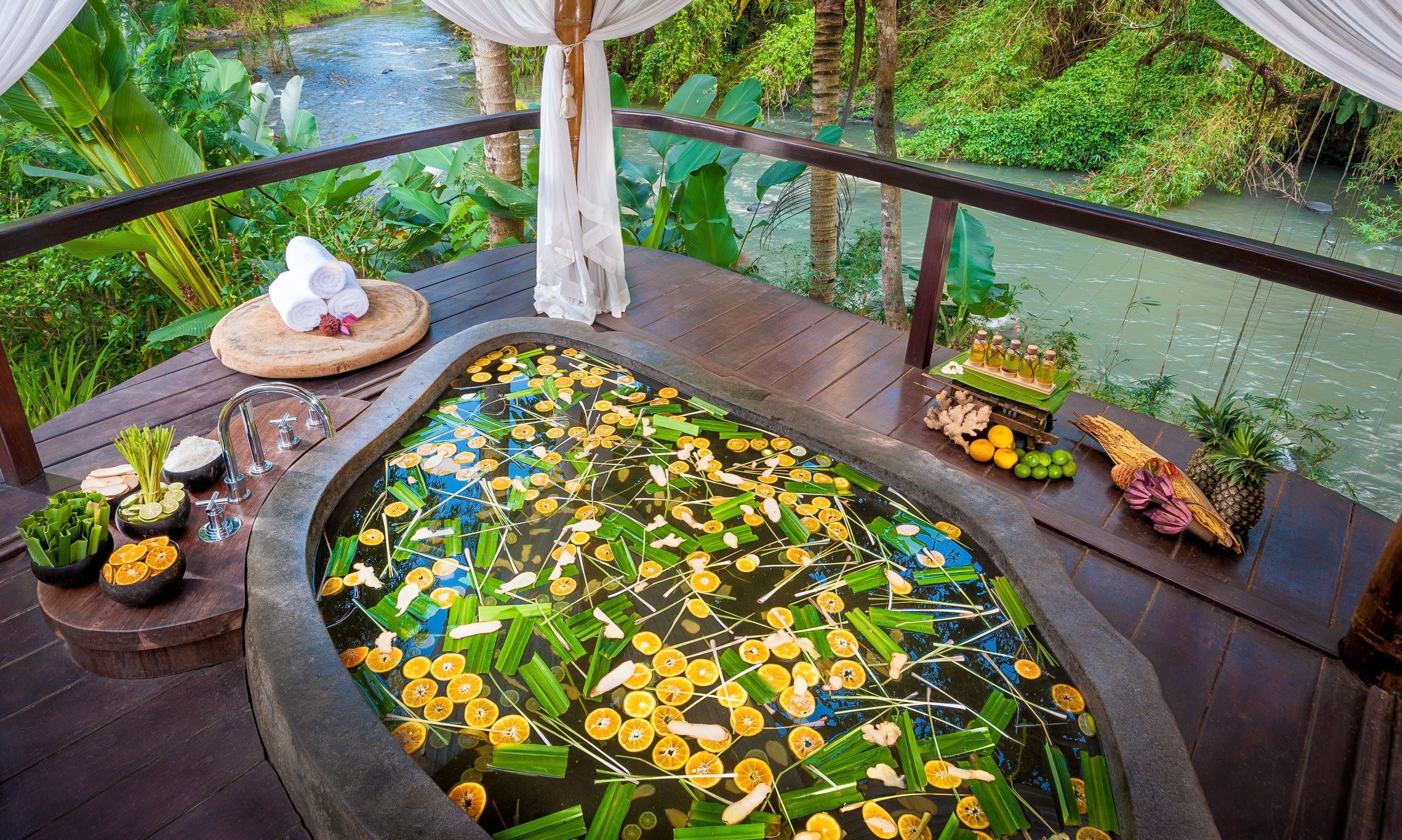 Indonesie-Bali-Ubud-Fivelements-Retreat-Sakti-Ritual-bad