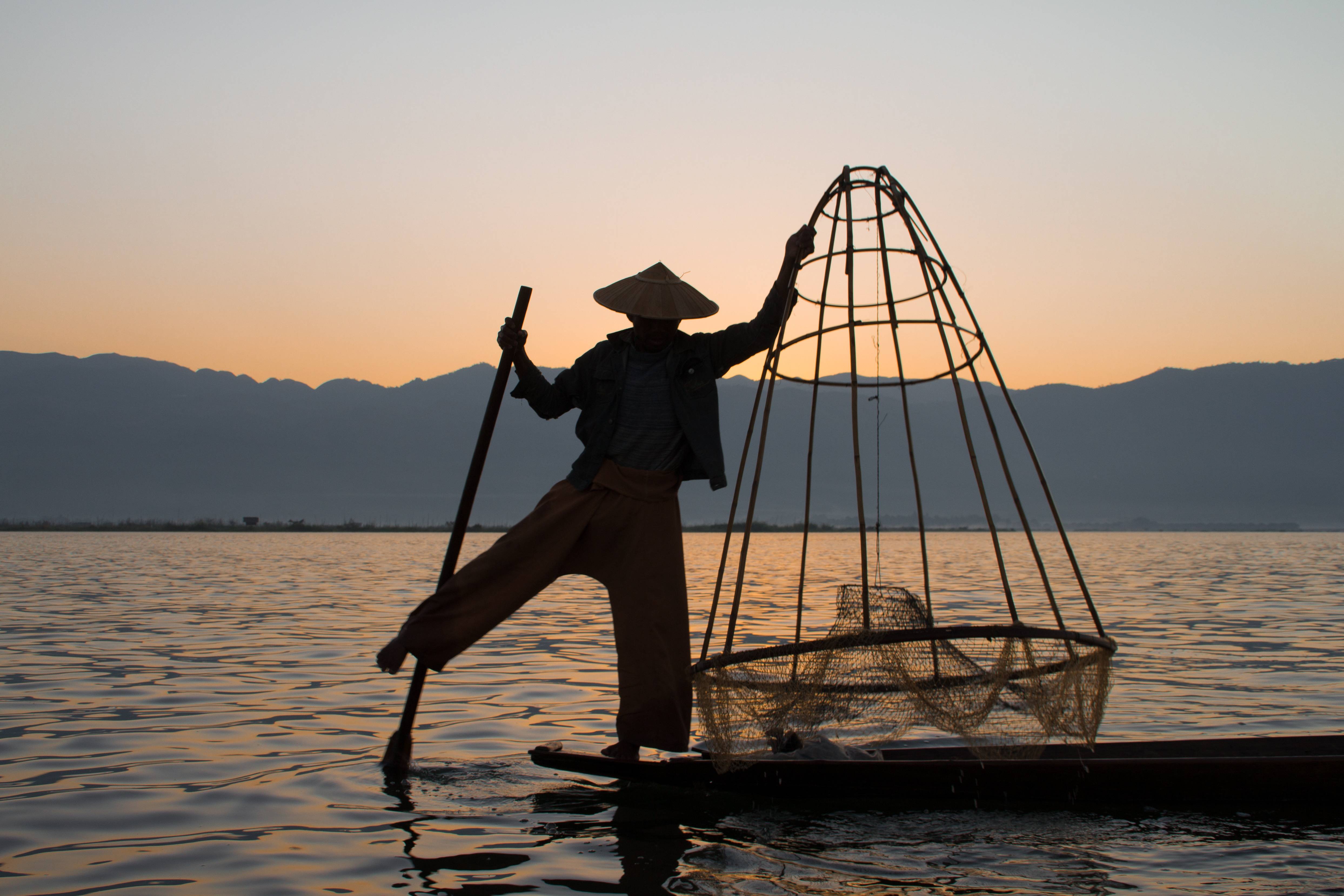Been roeien Inle Lake Myanmar