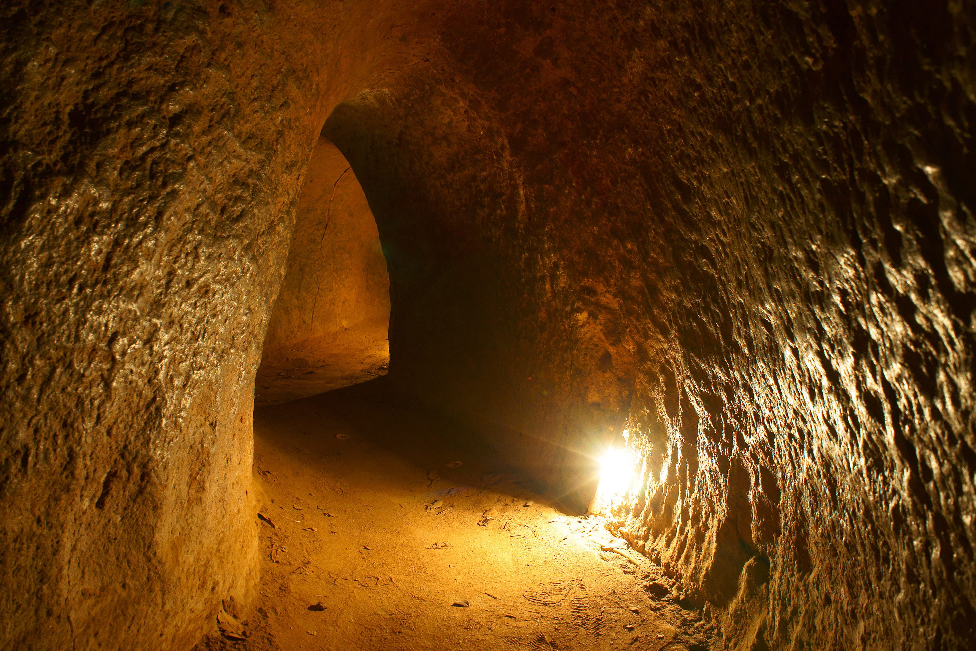 Een van de Cu Chi tunnels in Vietnam