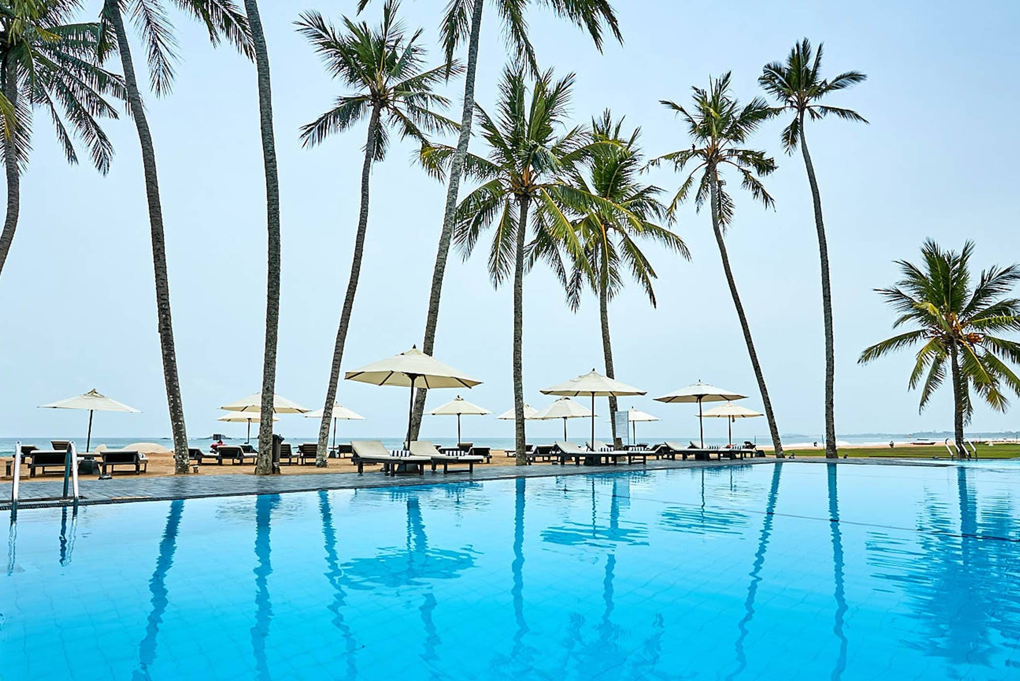 EKHO surf hotel Bentota