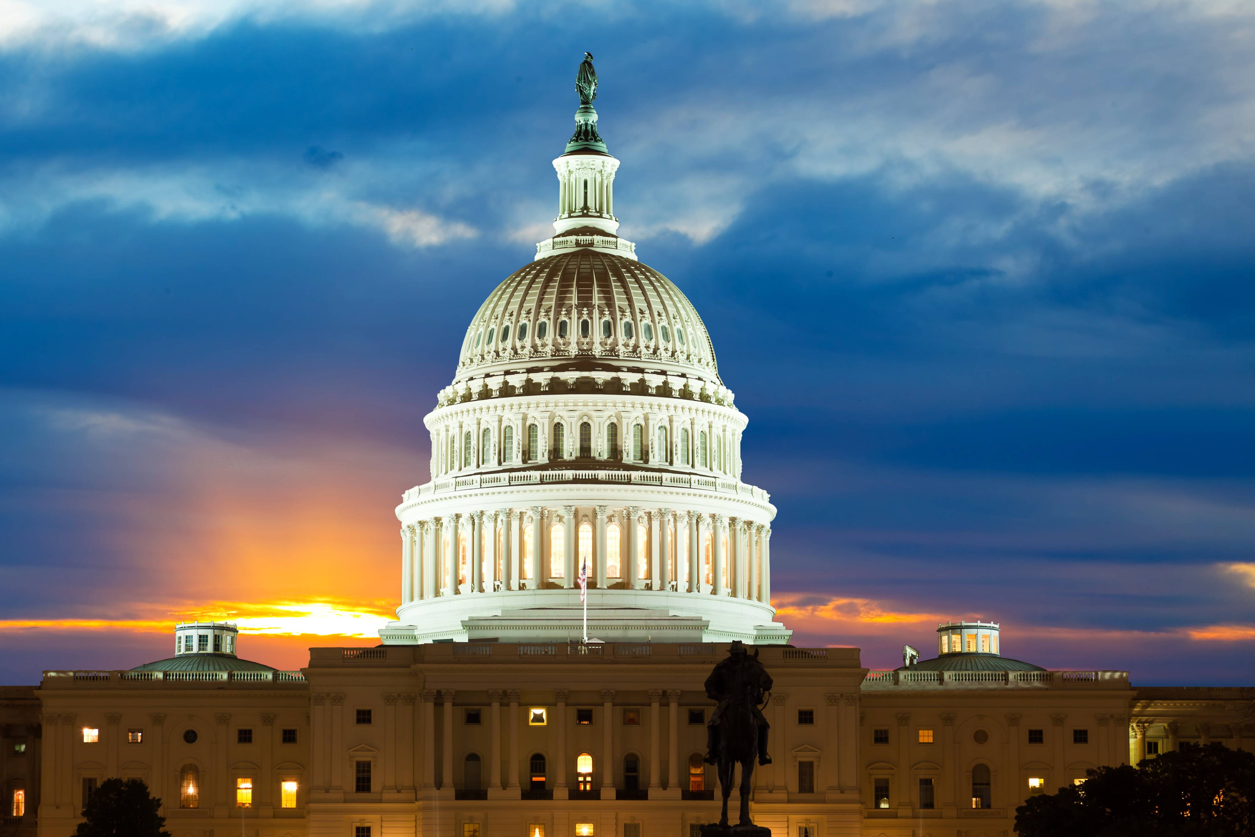 Capitol in de avond in Washington DC