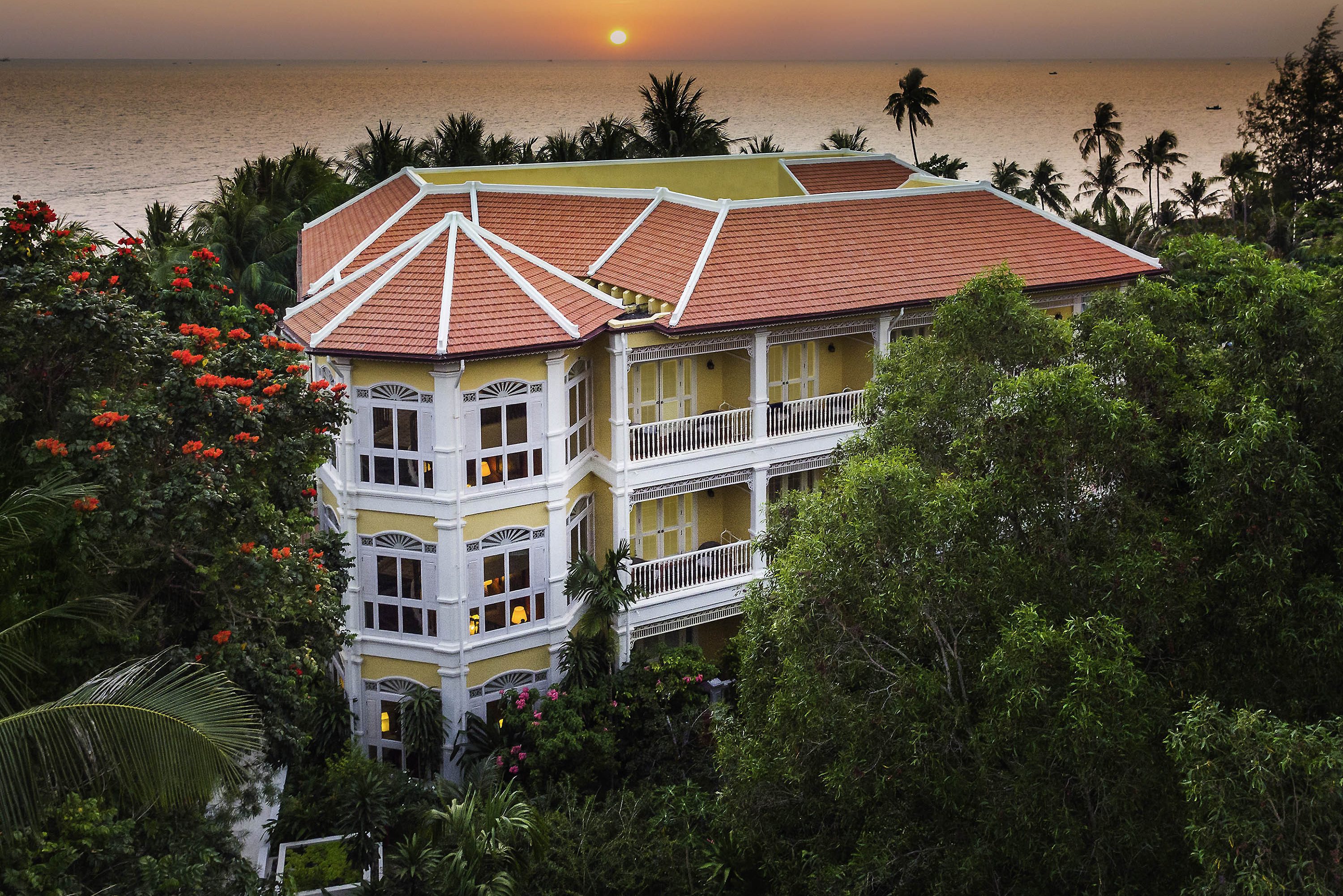 Het La Veranda Resort in koloniale stijl op het eiland Phu Quoc in Vietnam