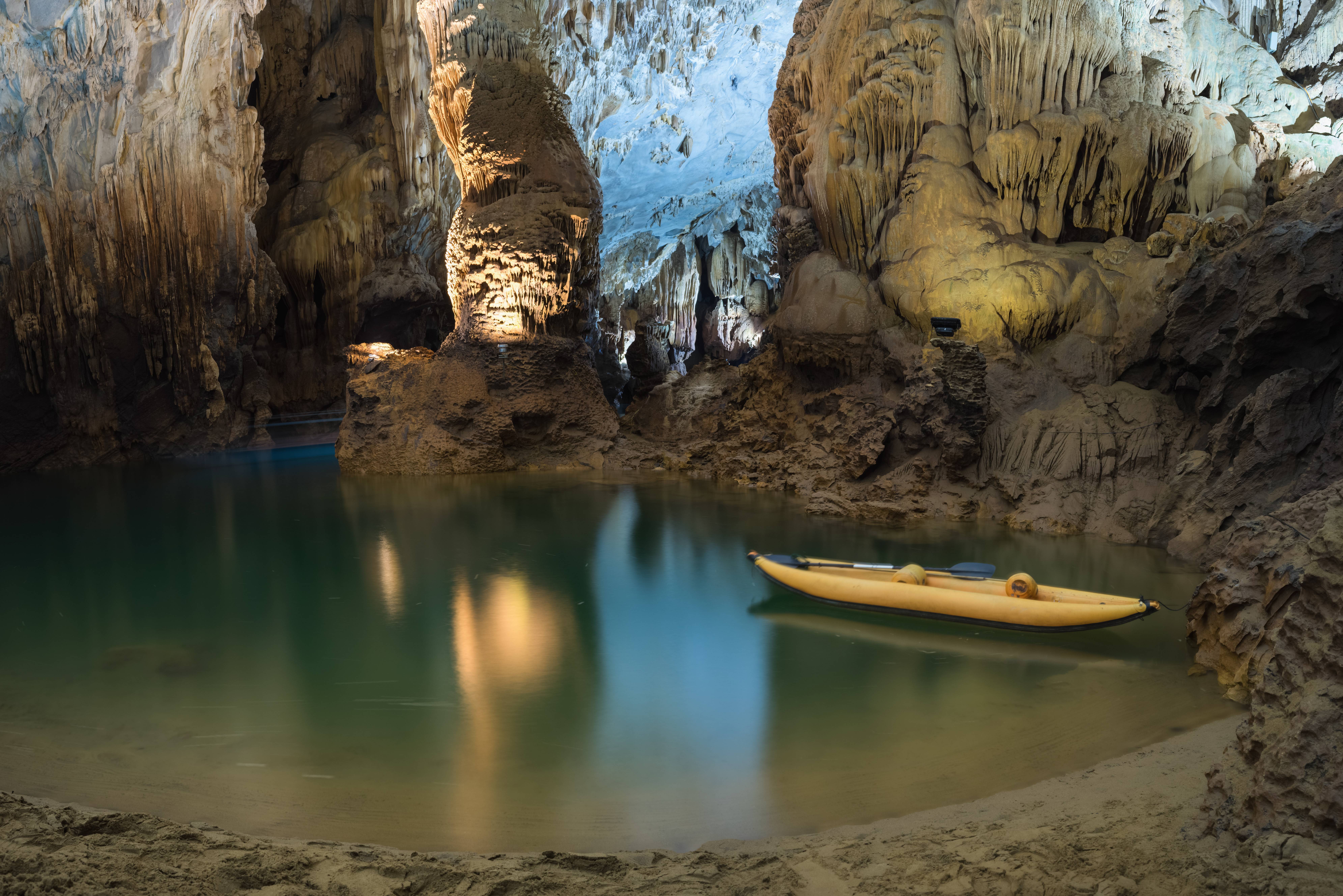 Grot in het Phong Nha Ke Bang National Park in Vietnam