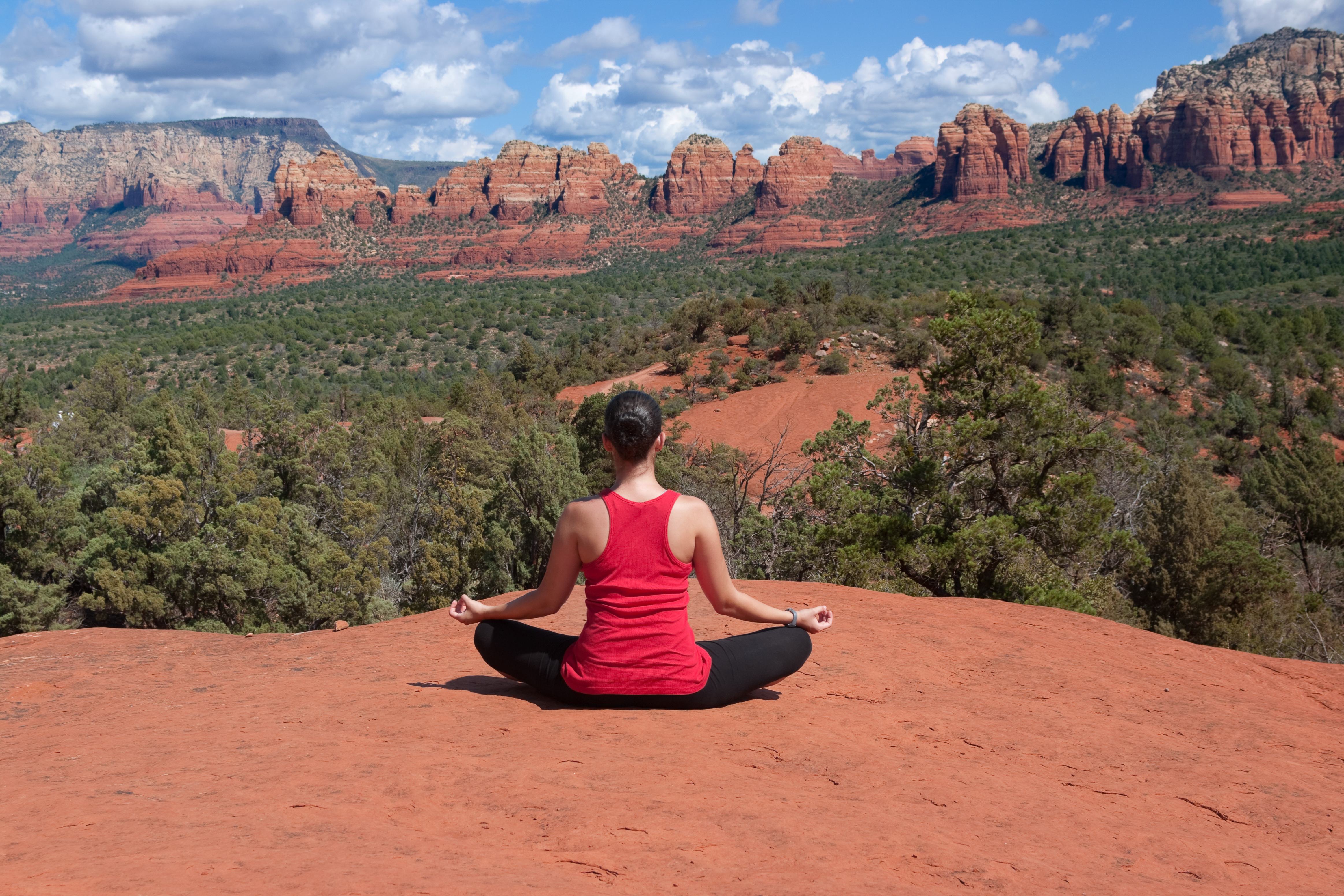 Meditatie bij Sedona in Arizona